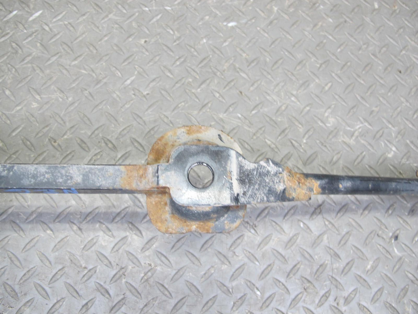 06-07 Nissan 350Z Z33 Convertible Rear Crossmember Stay Bracket OEM