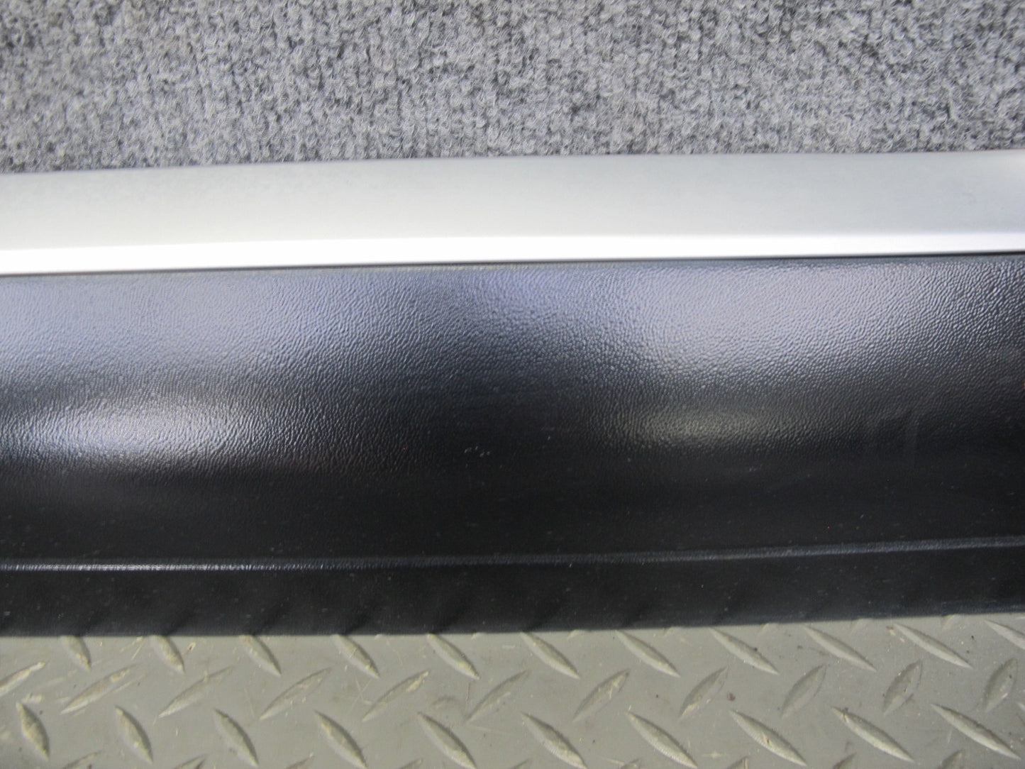 2003-2010 Porsche Cayenne 955 Rear Left Door Exterior Lower Trim Molding Panel