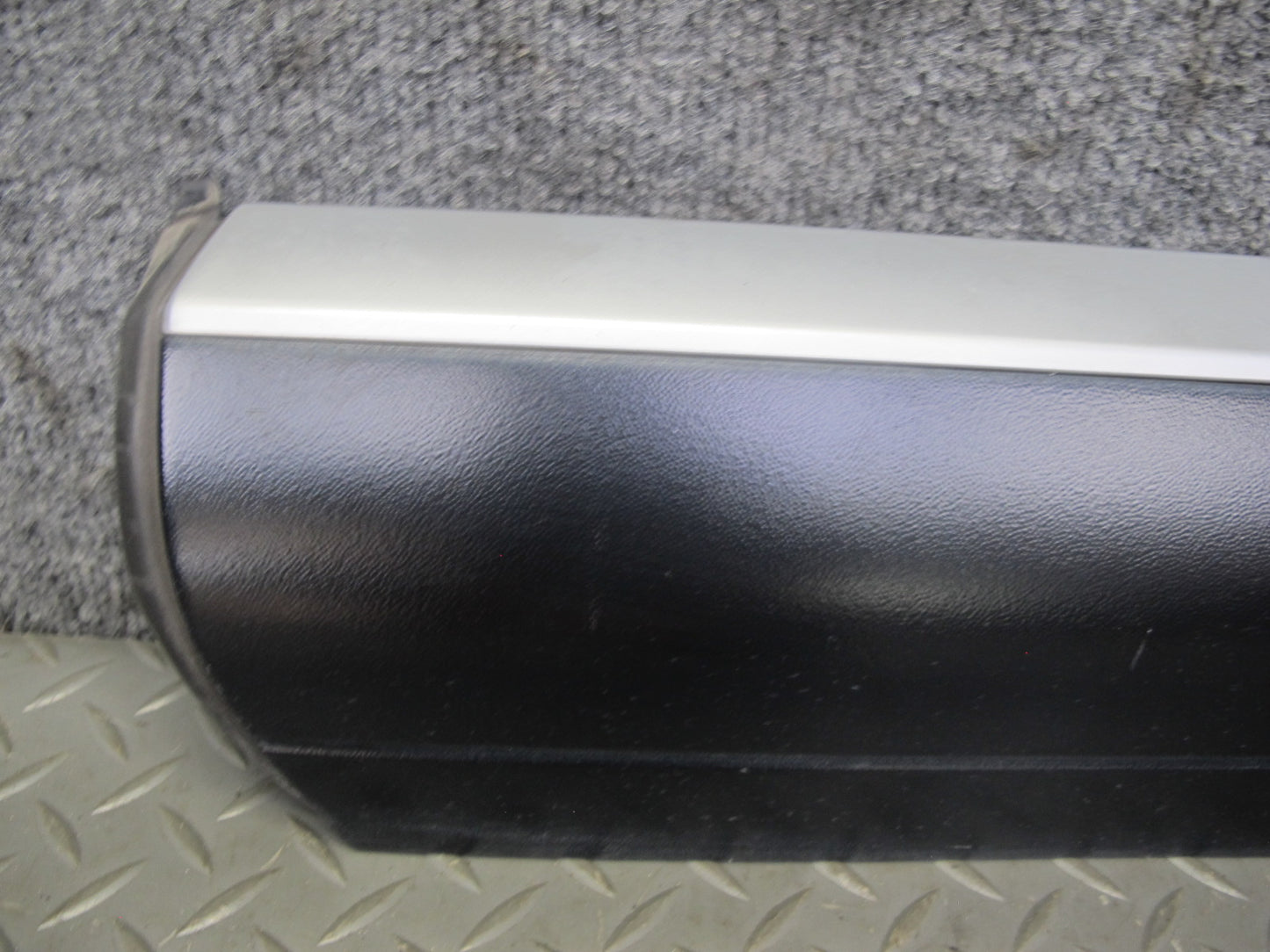 2003-2010 Porsche Cayenne 955 Rear Left Door Exterior Lower Trim Molding Panel