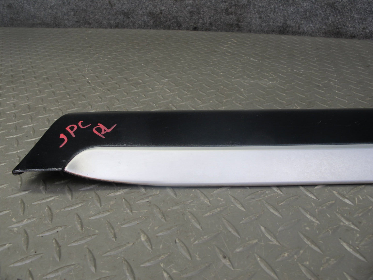 2003-2010 Porsche Cayenne 955 Rear Left Door Exterior Lower Trim Molding Panel