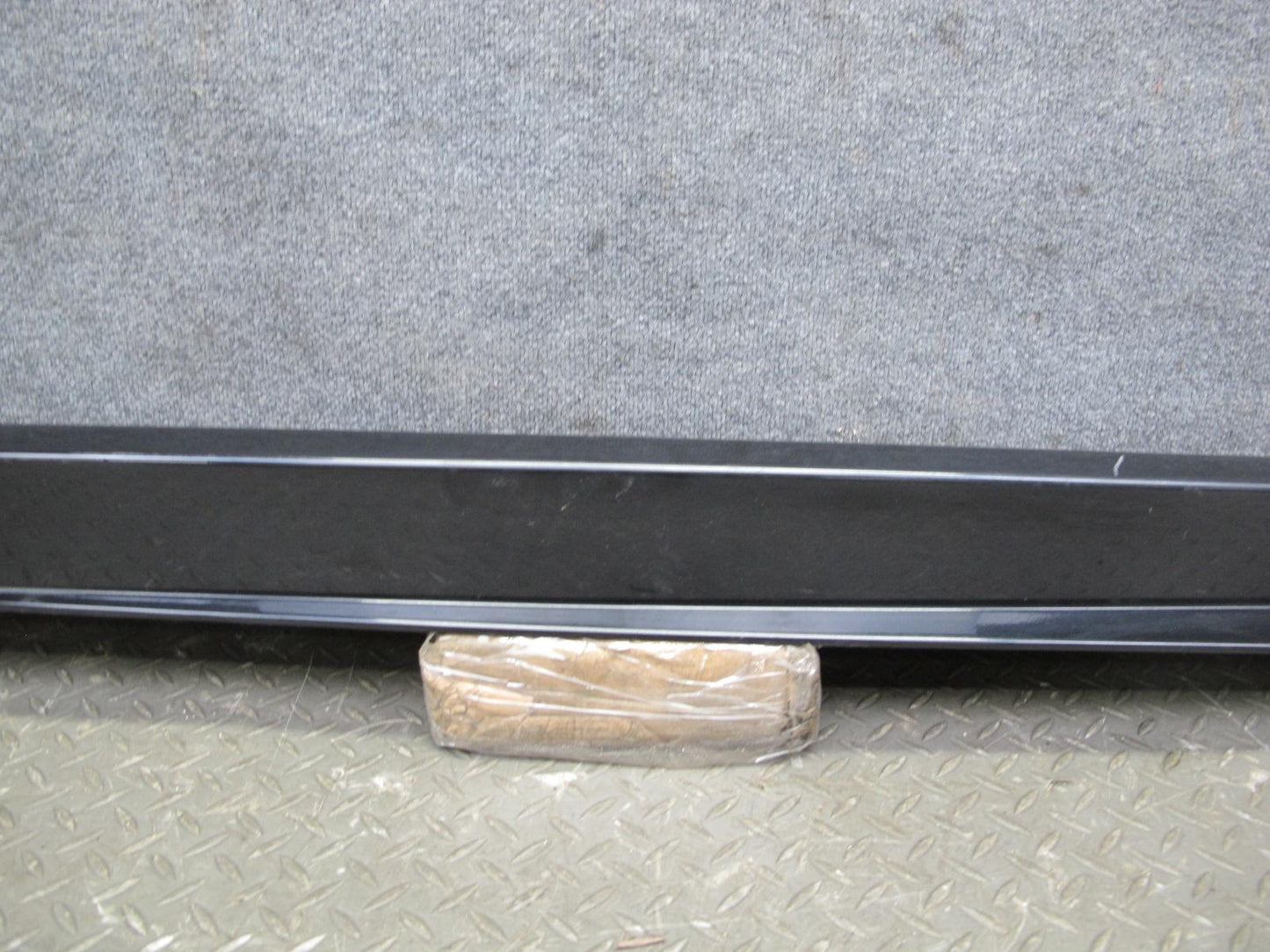 2010-2014 BMW E71 X6M Side Skirt Rocker Panel Lower Molding Set of 2