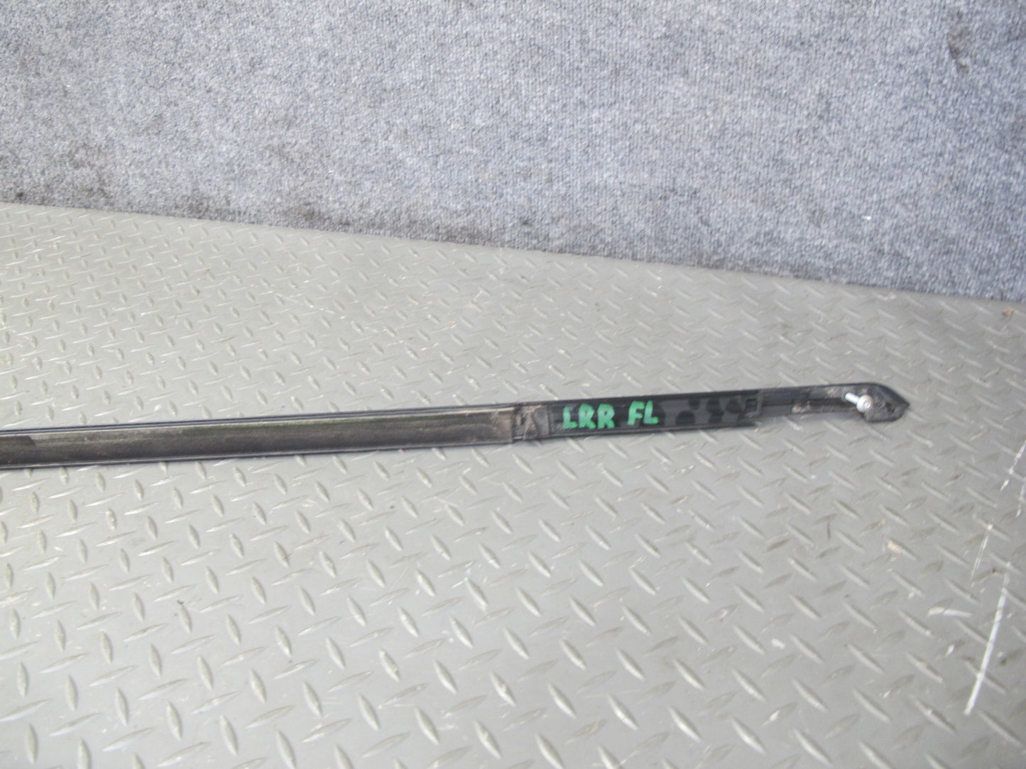 2013-2022 Land Range Rover L405 Front Left Door Upper Window Trim Molding