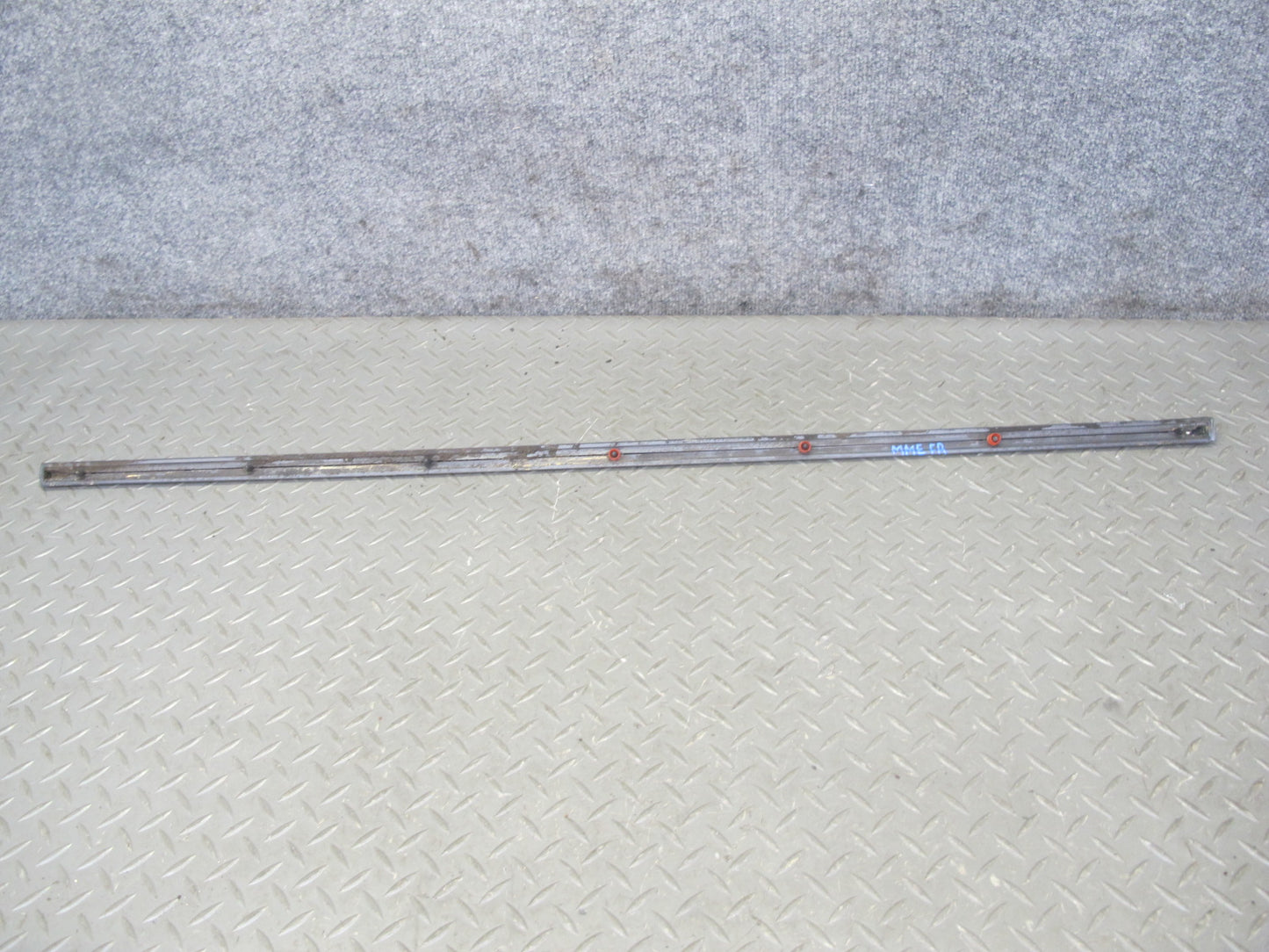 75-85 Mercedes W123 Front Right Door Chrome Trim Cover Molding Set OEM