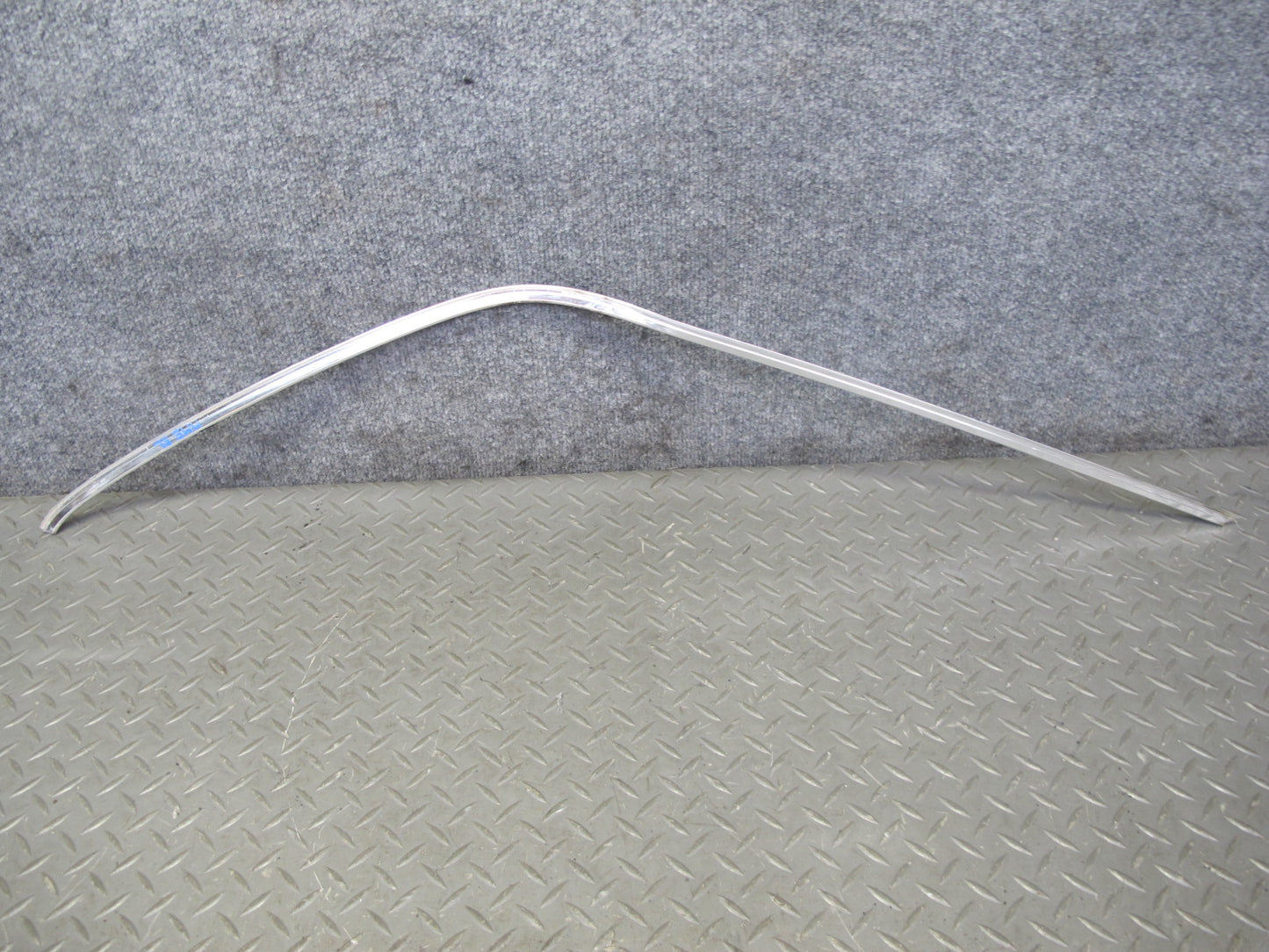 75-85 Mercedes W123 Rear Left Door Chrome Trim Cover Molding Set OEM