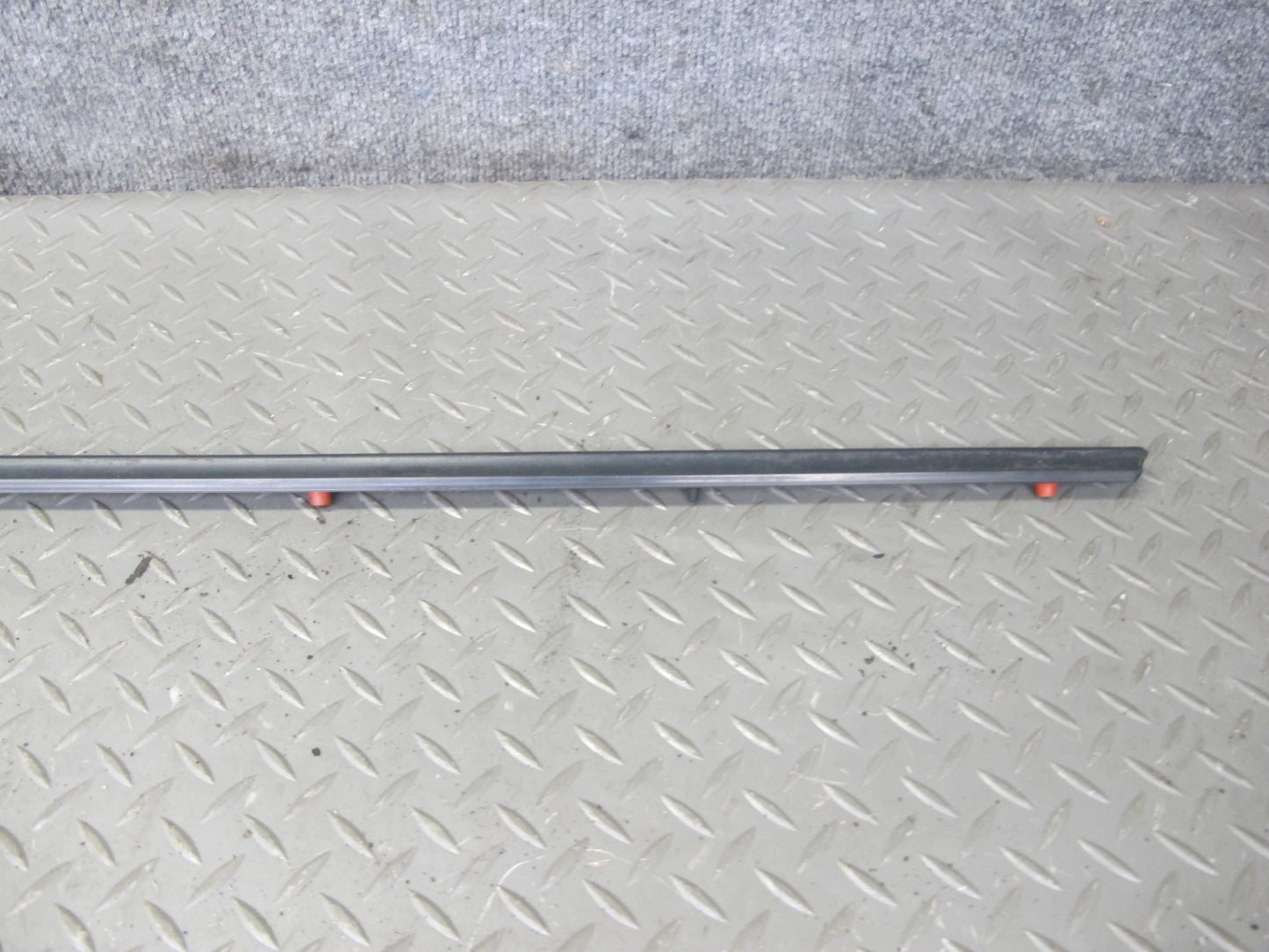 75-85 Mercedes W123 Front Left Door Chrome Trim Cover Molding Set OEM