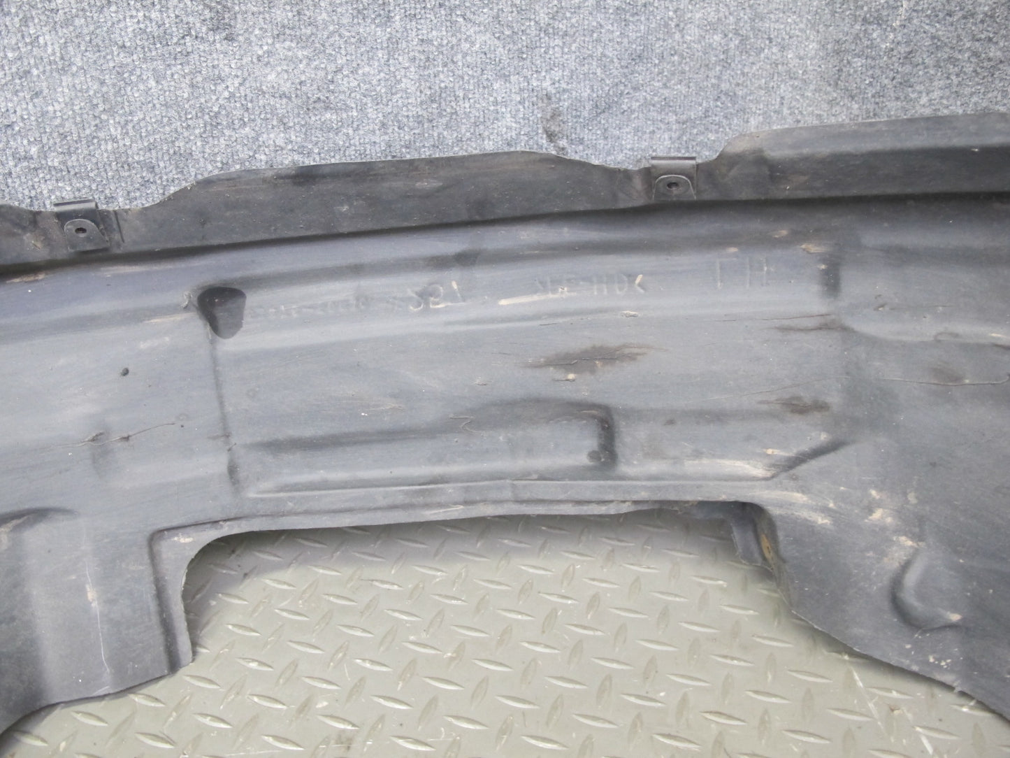 95-97 Lexus UCF20L LS400 Set of 2 Front Wheel Fender Liner Splash Shield OEM