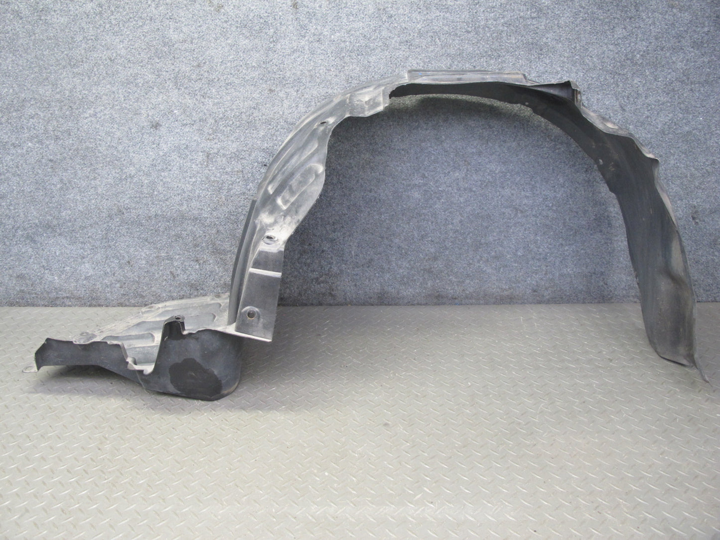 95-97 Lexus UCF20L LS400 Set of 2 Front Wheel Fender Liner Splash Shield OEM
