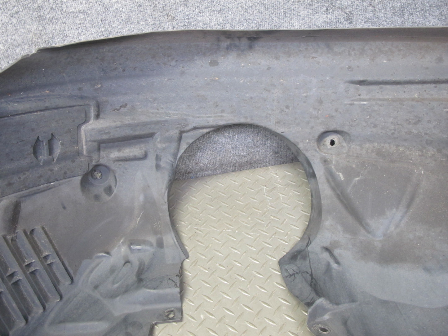 2012-2020 Mercedes R172 SLK SLC Front Left Fender Wheel Liner Splash Shield
