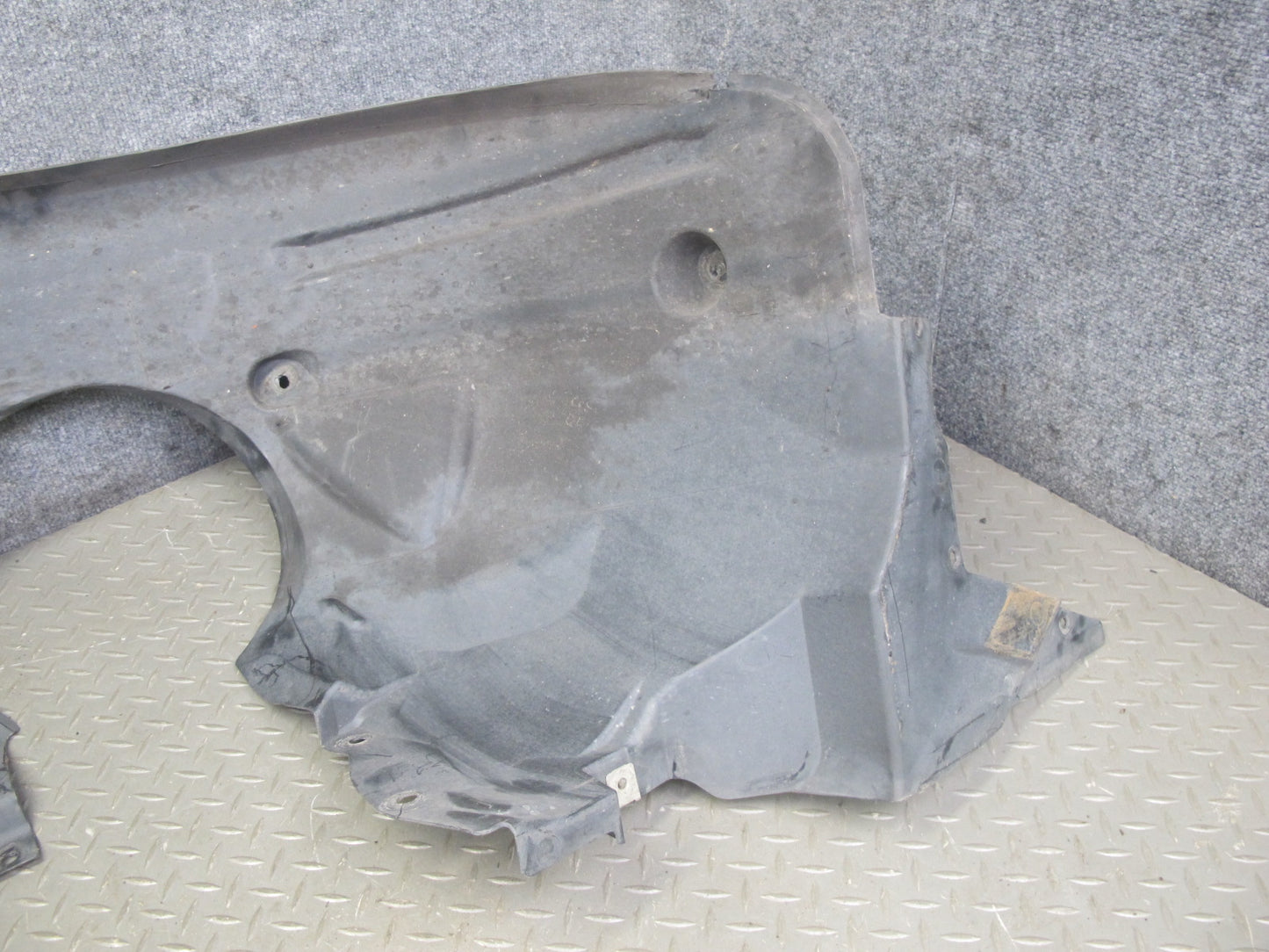 2012-2020 Mercedes R172 SLK SLC Front Left Fender Wheel Liner Splash Shield