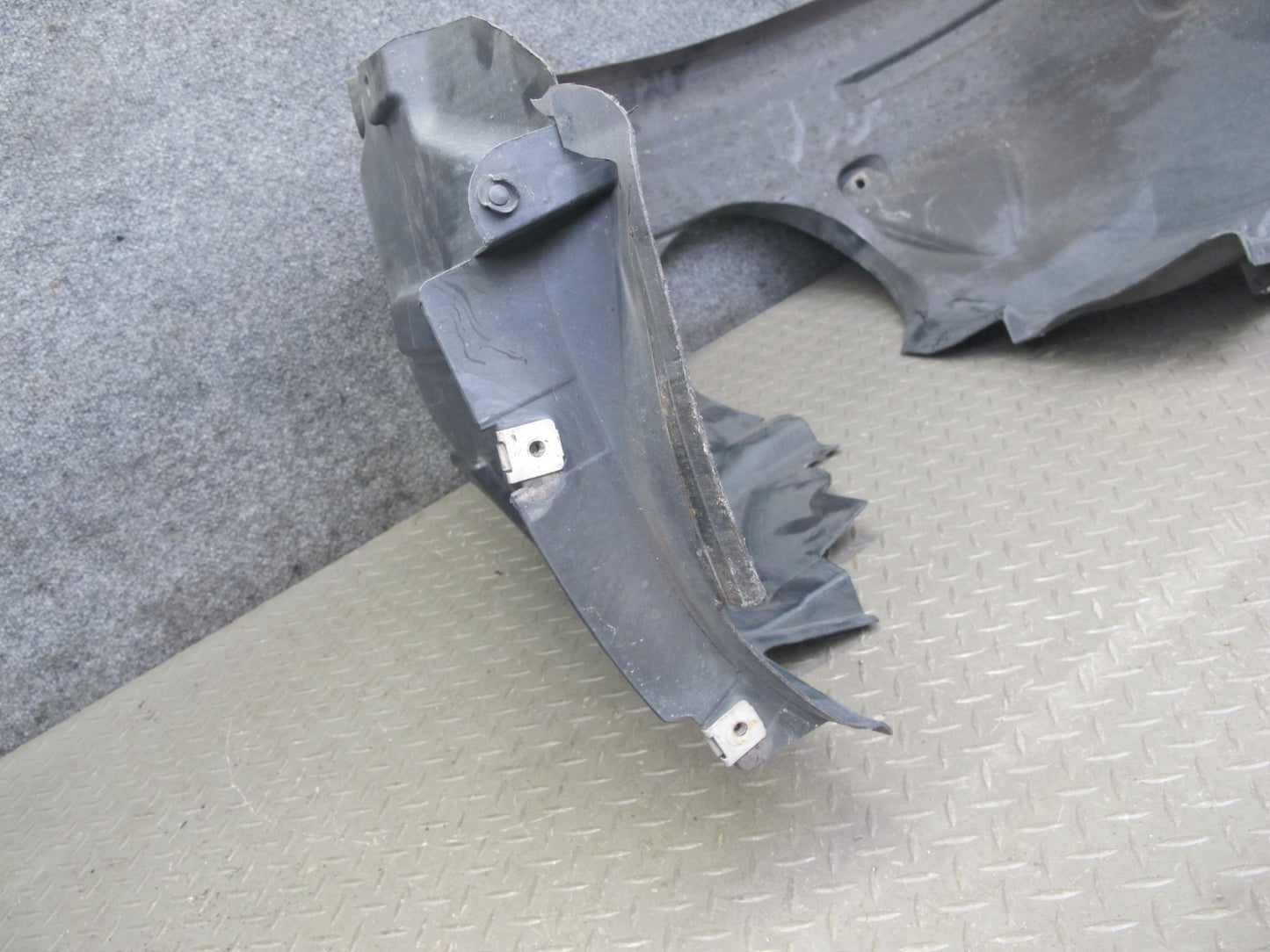 2012-2020 Mercedes R172 SLK SLC Front Left Fender Wheel Liner Splash Shield