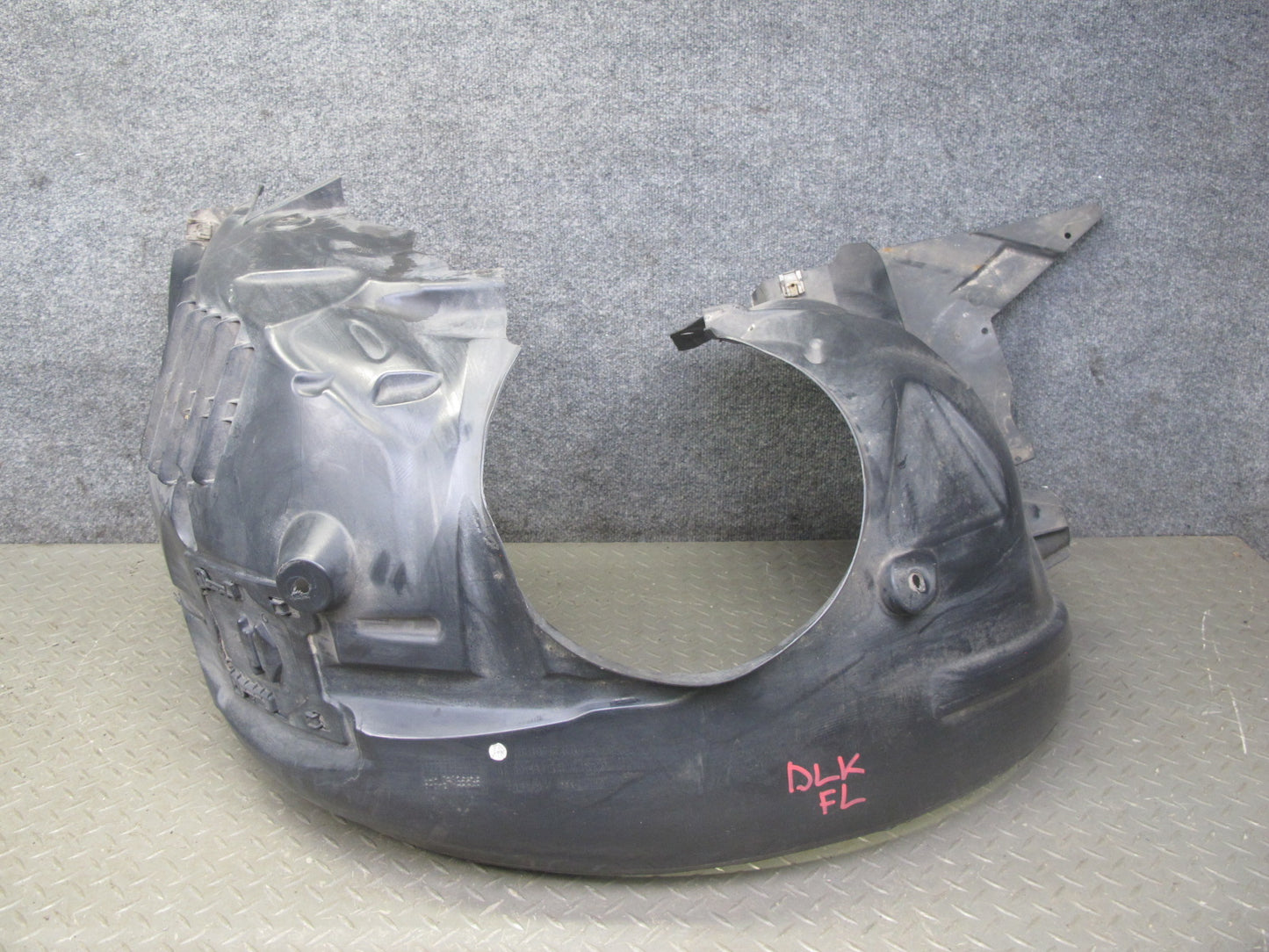 2012-2020 Mercedes R172 SLK SLC Front Left Fender Wheel Liner Splash Shield