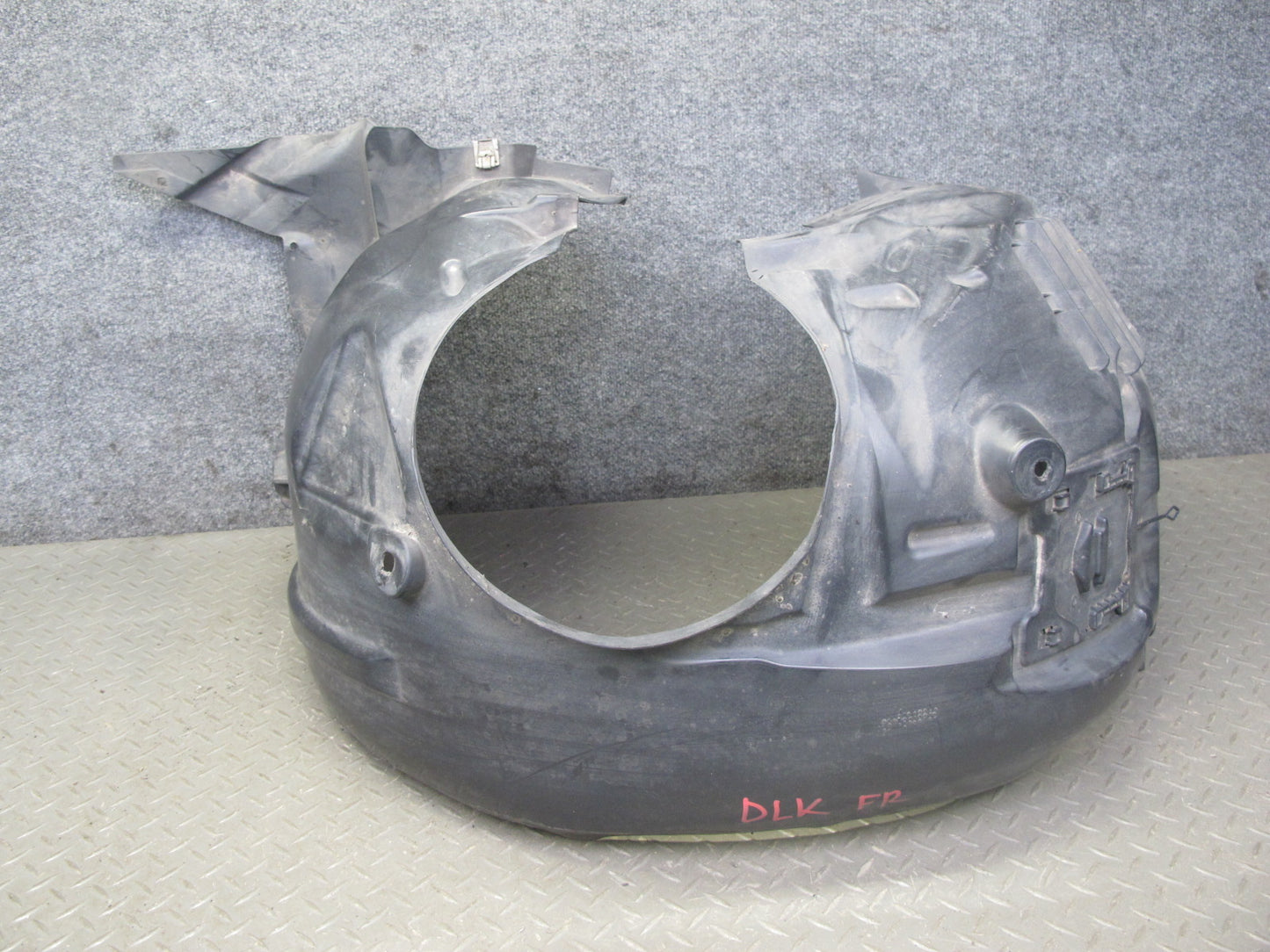 2012-2020 Mercedes R172 SLK SLC Front Right Fender Wheel Liner Splash Shield