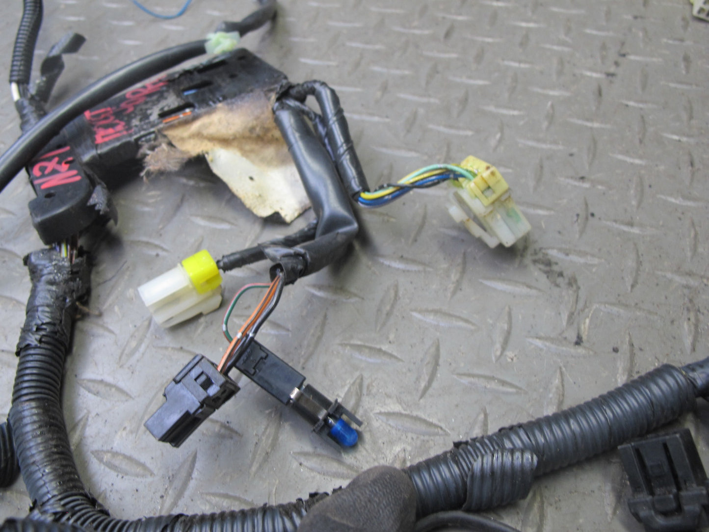 92-93 Nissan Z32 300ZX 2+2 NON Turbo A/T Under Dash Wire Wiring Harness OEM