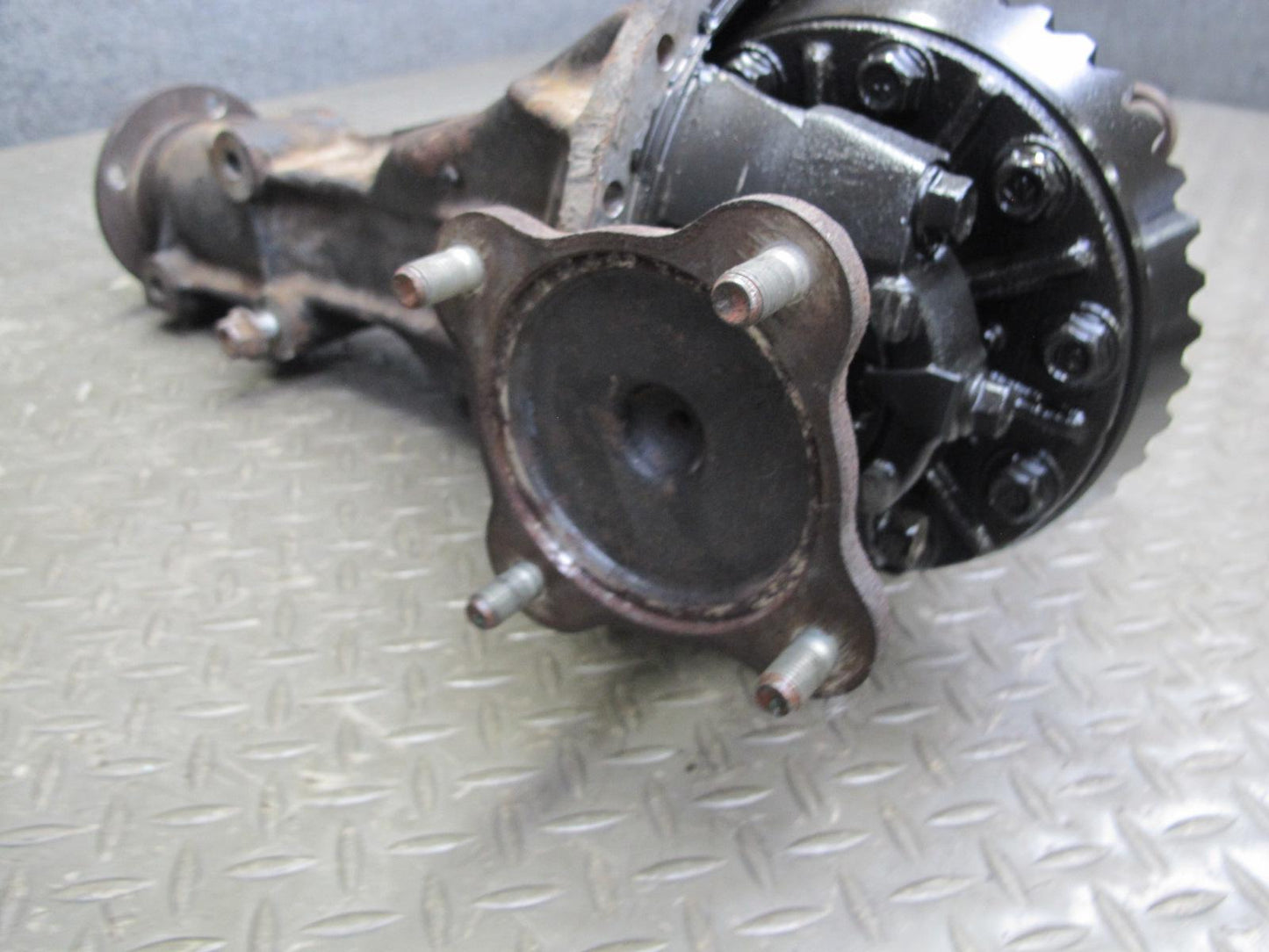 86-91 Mazda RX7 NON Turbo A/T Rear Differential Carrier 4.10 Ratio 93K OEM