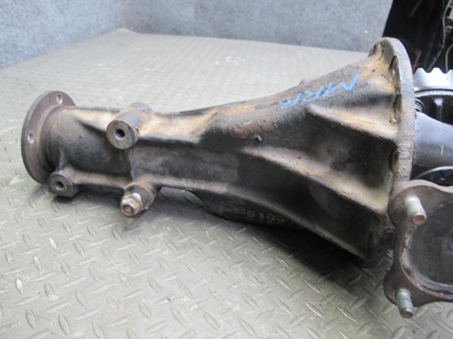 86-91 Mazda RX7 NON Turbo A/T Rear Differential Carrier 4.10 Ratio 93K OEM