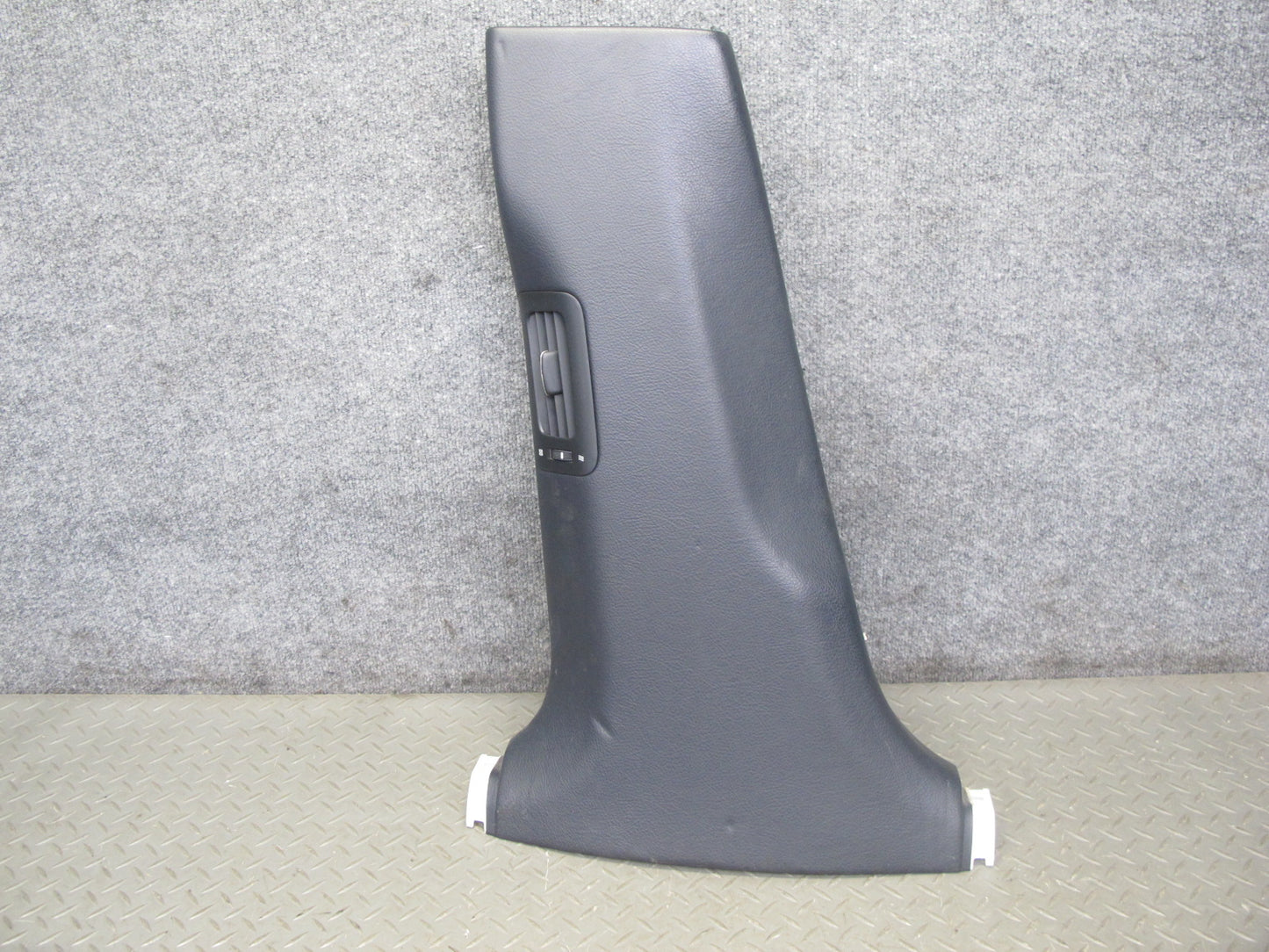 07-08 Lexus LS600h LS460 Set of 2 Lower B Pillar Trim Panel Cover Black OEM