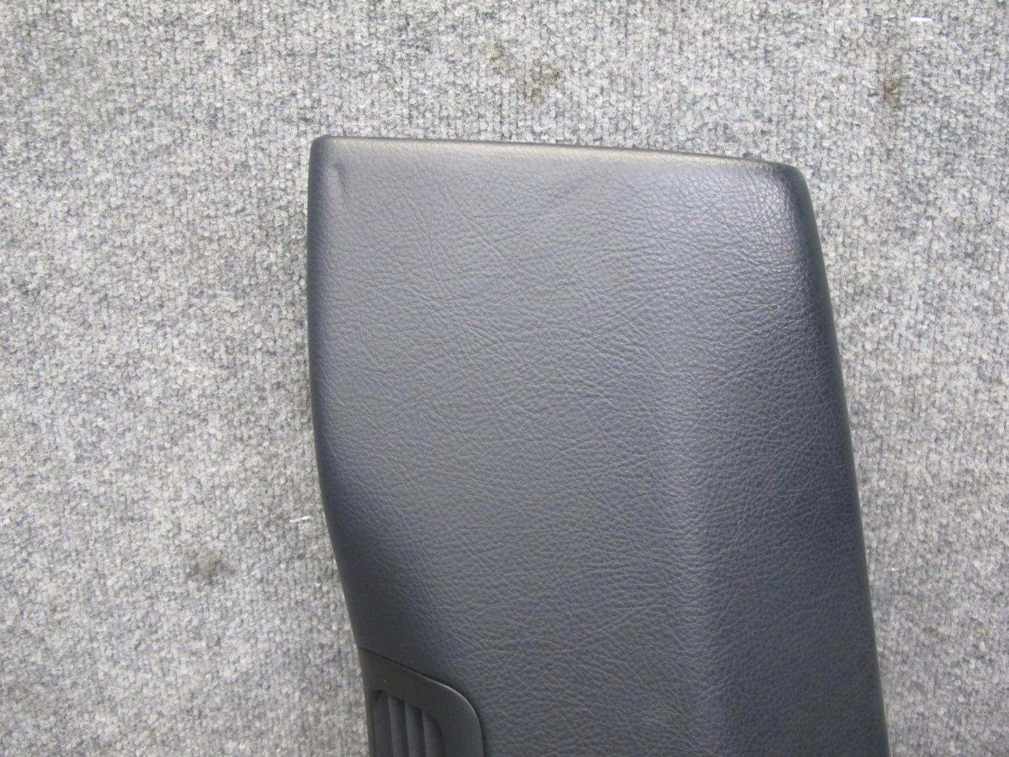 07-08 Lexus LS600h LS460 Set of 2 Lower B Pillar Trim Panel Cover Black OEM