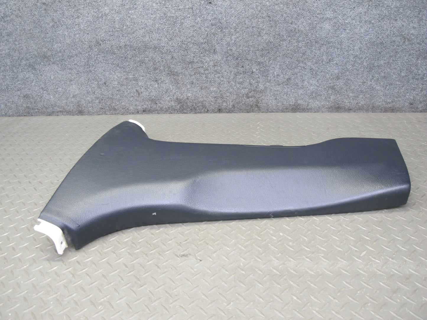 07-08 Lexus LS600h LS460 Set of 2 Lower B Pillar Trim Panel Cover Black OEM