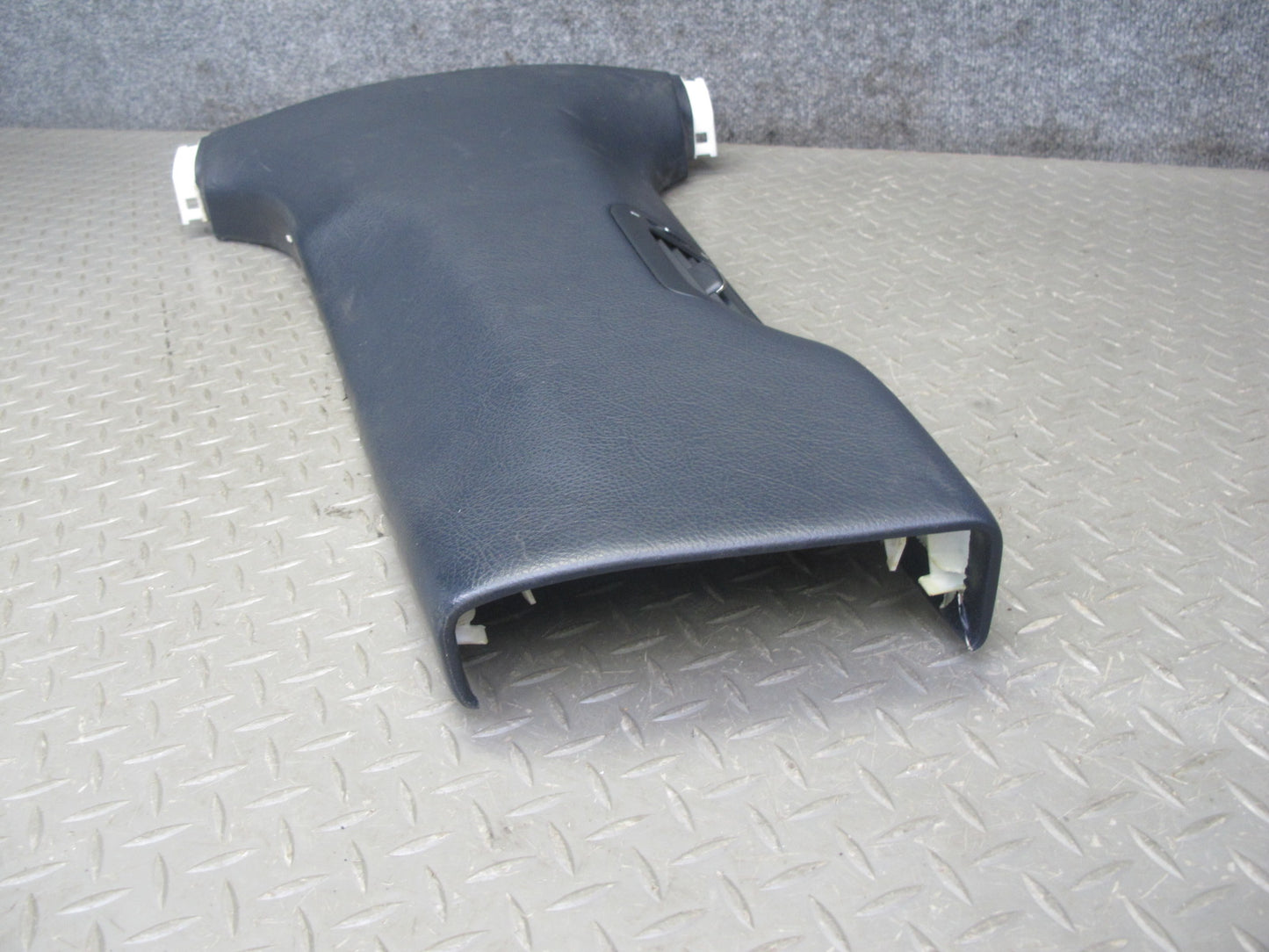 07-08 Lexus LS600h LS460 Set of 2 Lower B Pillar Trim Panel Cover Black OEM