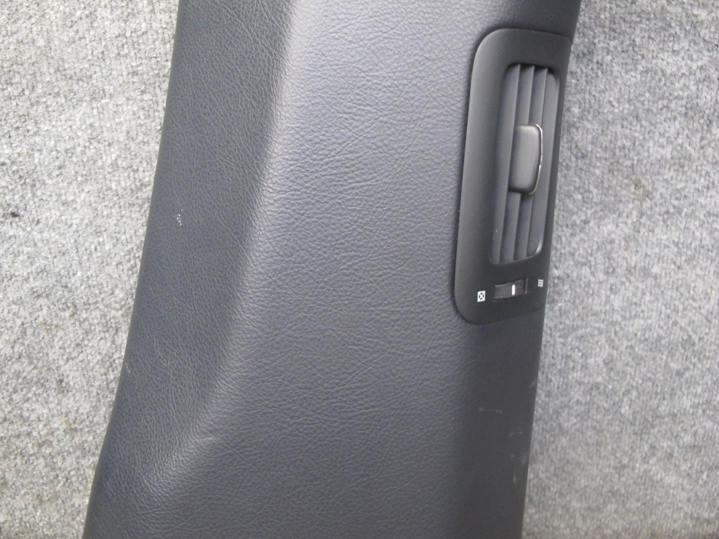 07-08 Lexus LS600h LS460 Set of 2 Lower B Pillar Trim Panel Cover Black OEM