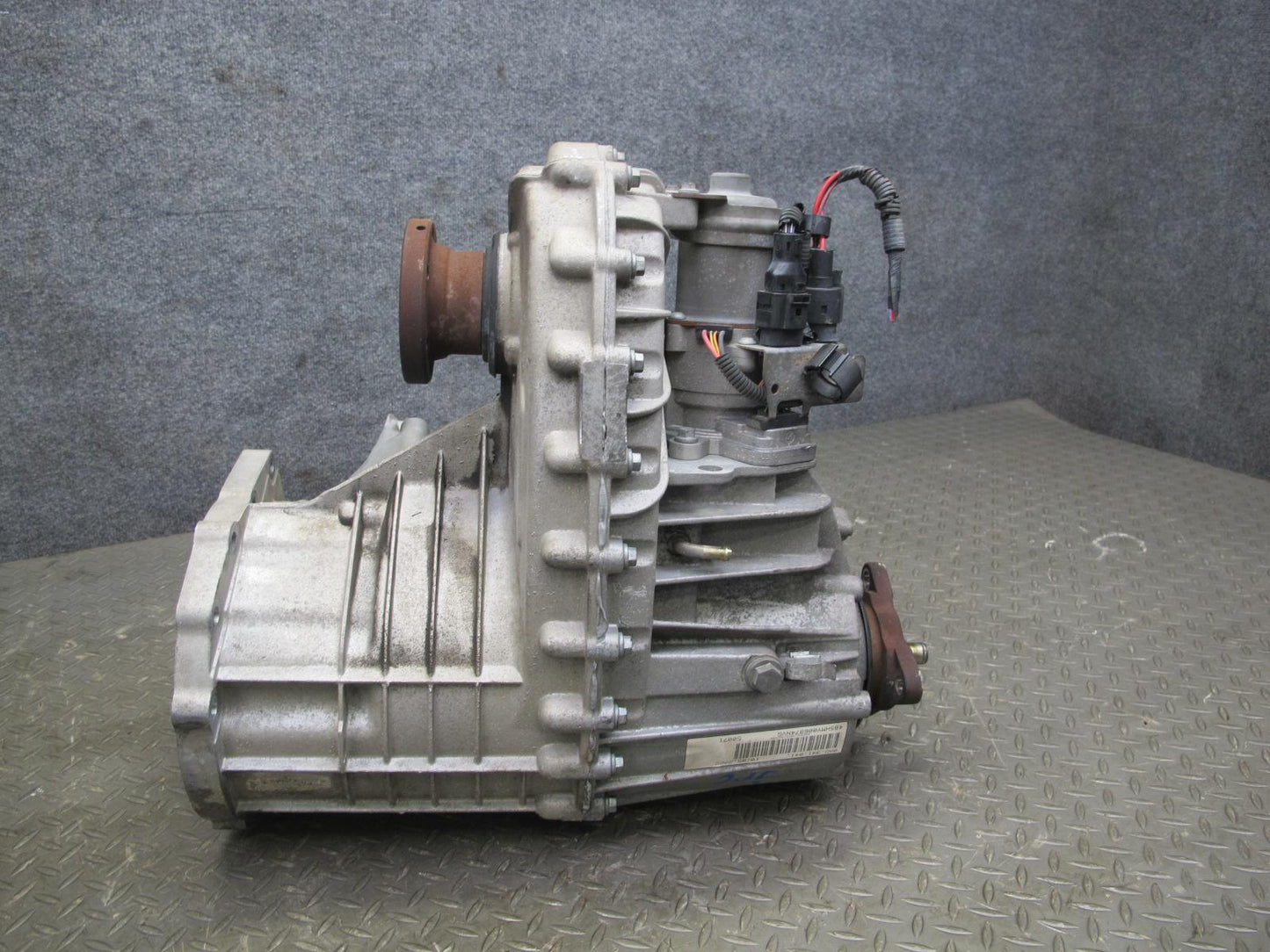 2003-2010 Porsche Cayenne 955 Turbo Transfer Case w Motor 0AD341041