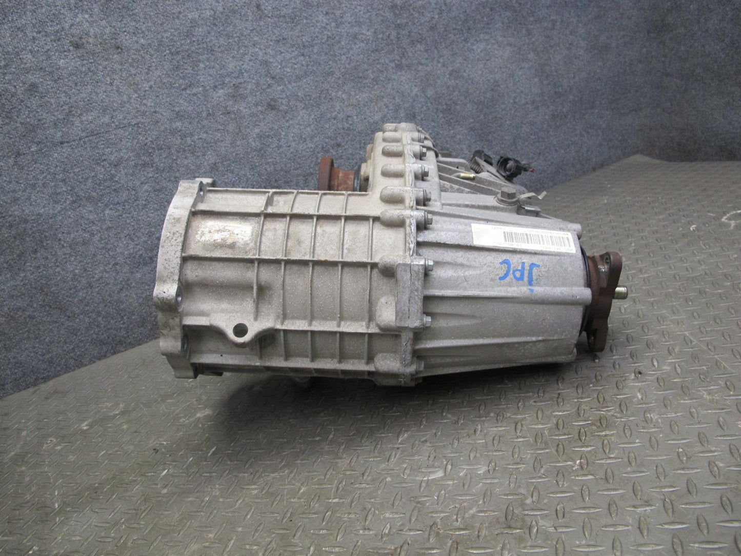 2003-2010 Porsche Cayenne 955 Turbo Transfer Case w Motor 0AD341041