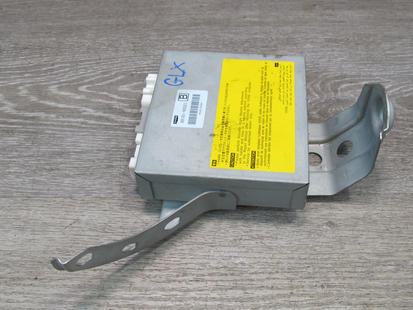 2003-2006 Lexus UZJ100L LX470 Power Steering Control Module W/ Bracket 89181-600