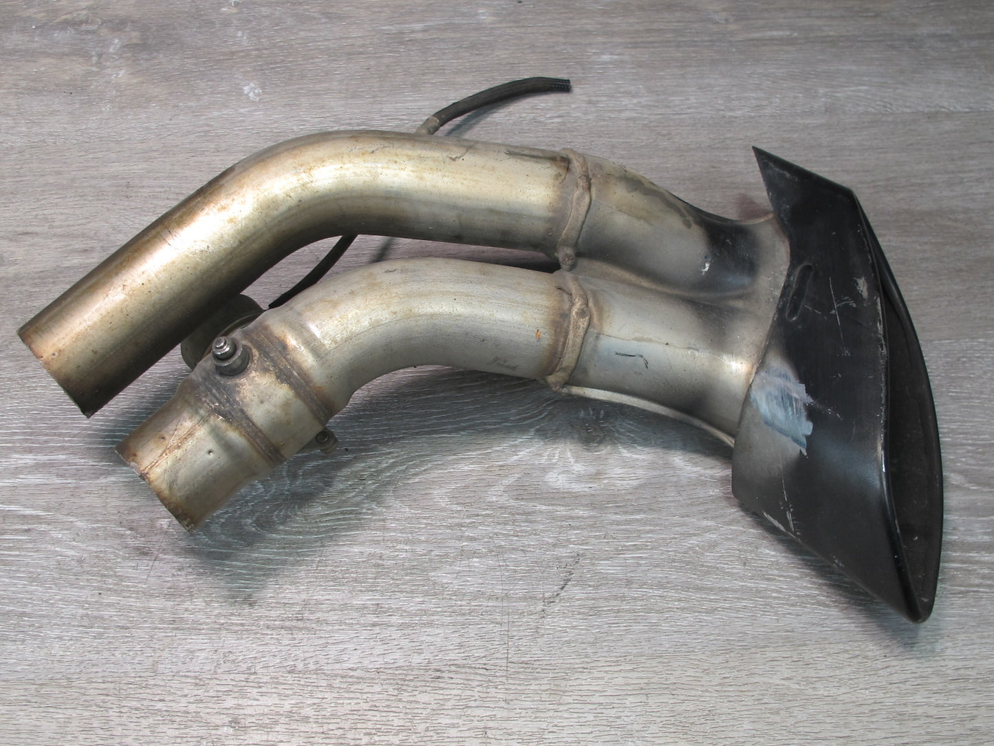 2008-2014 BMW X6 E71 E72 4.4L N63 Rear Back Exhaust Muffler Tips Black Set