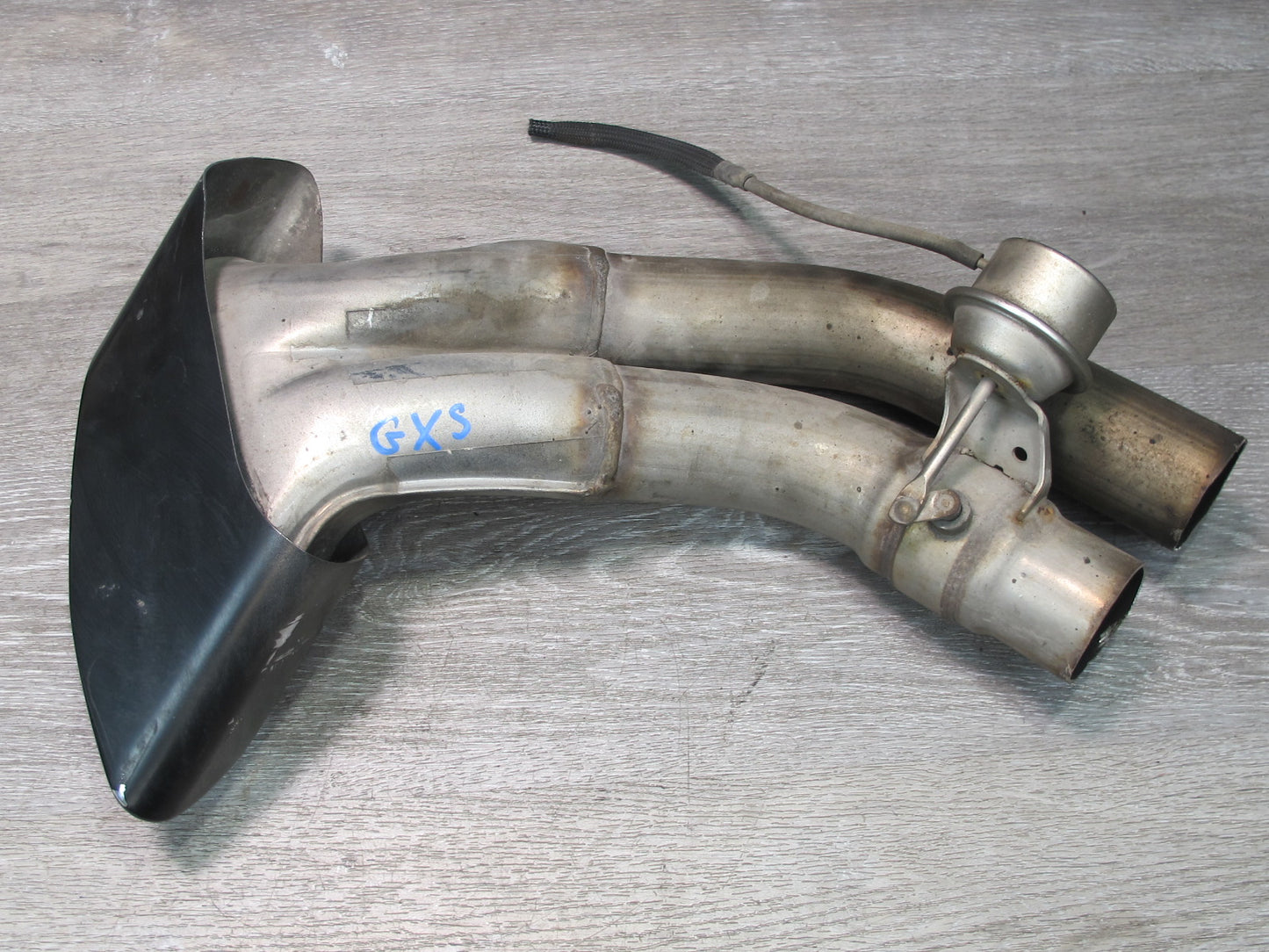 2008-2014 BMW X6 E71 E72 4.4L N63 Rear Back Exhaust Muffler Tips Black Set