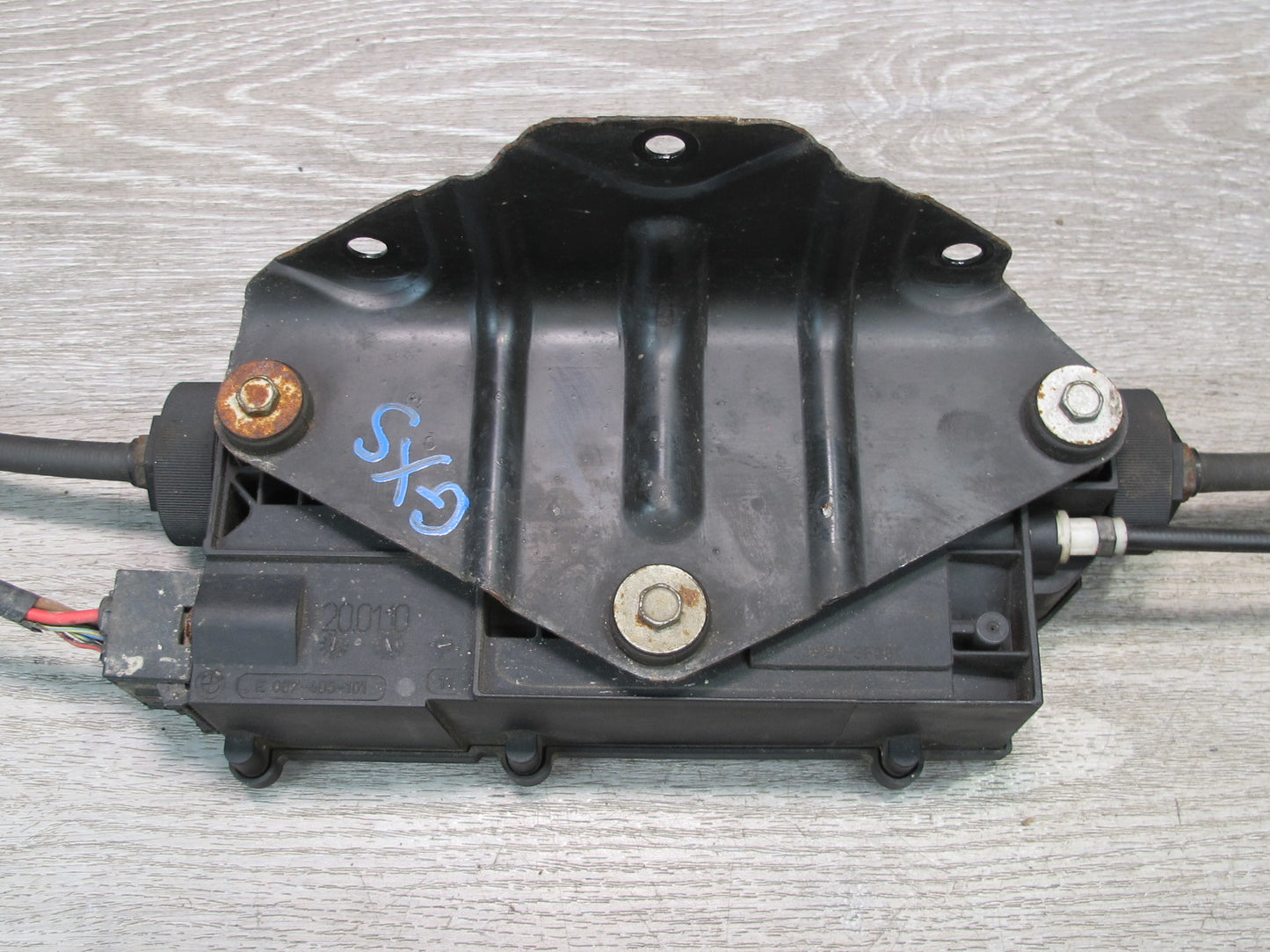 2008-2014 BMW E71 E72 X6 Emergency Parking Brake Actuator Motor W/ Cables
