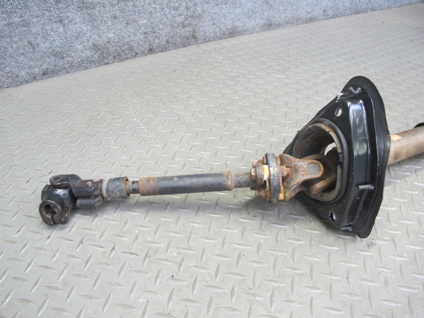 91-96 Nissan 300ZX Z32 Coupe NON Turbo Steering Column Shaft Assembly OEM