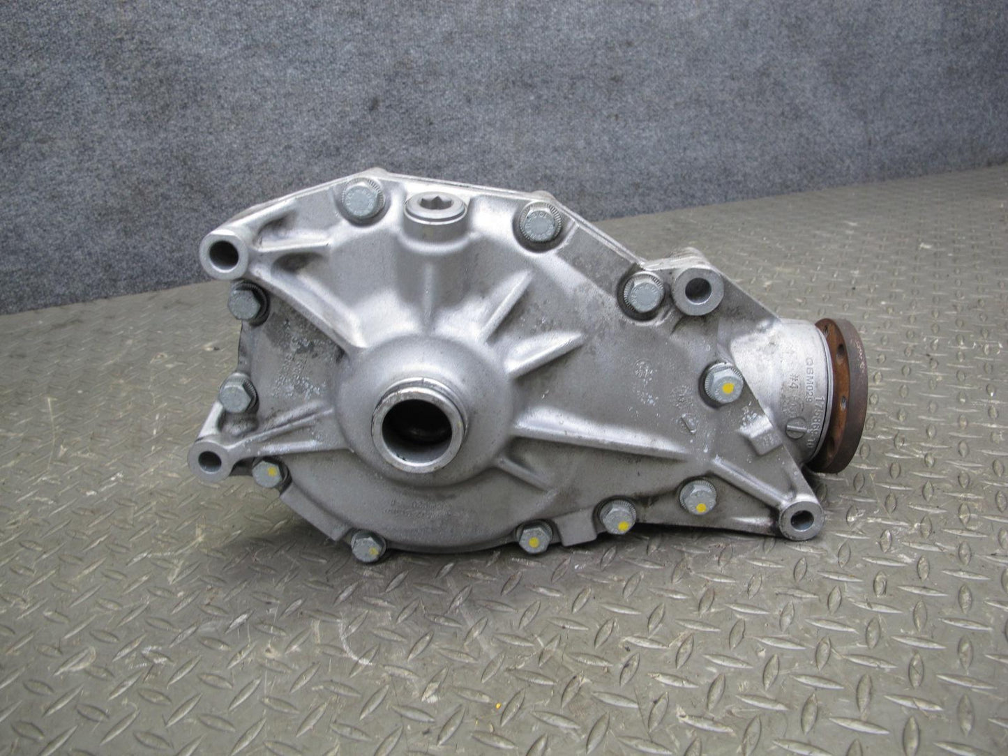 11-14 BMW E70 E71 X5M X6M AWD Front Differential Carrier 3.91 Ratio 100k Miles