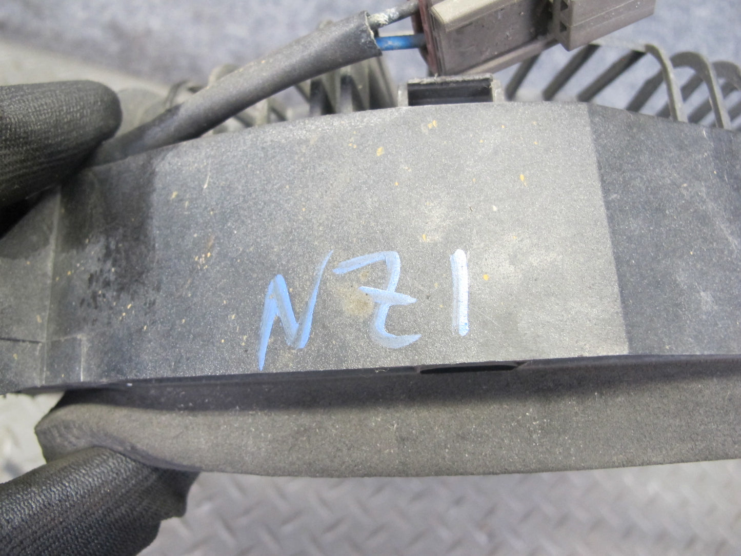 90-96 Nissan Z32 300ZX NON Turbo A/C Condenser 4 Blade Fan Motor OEM