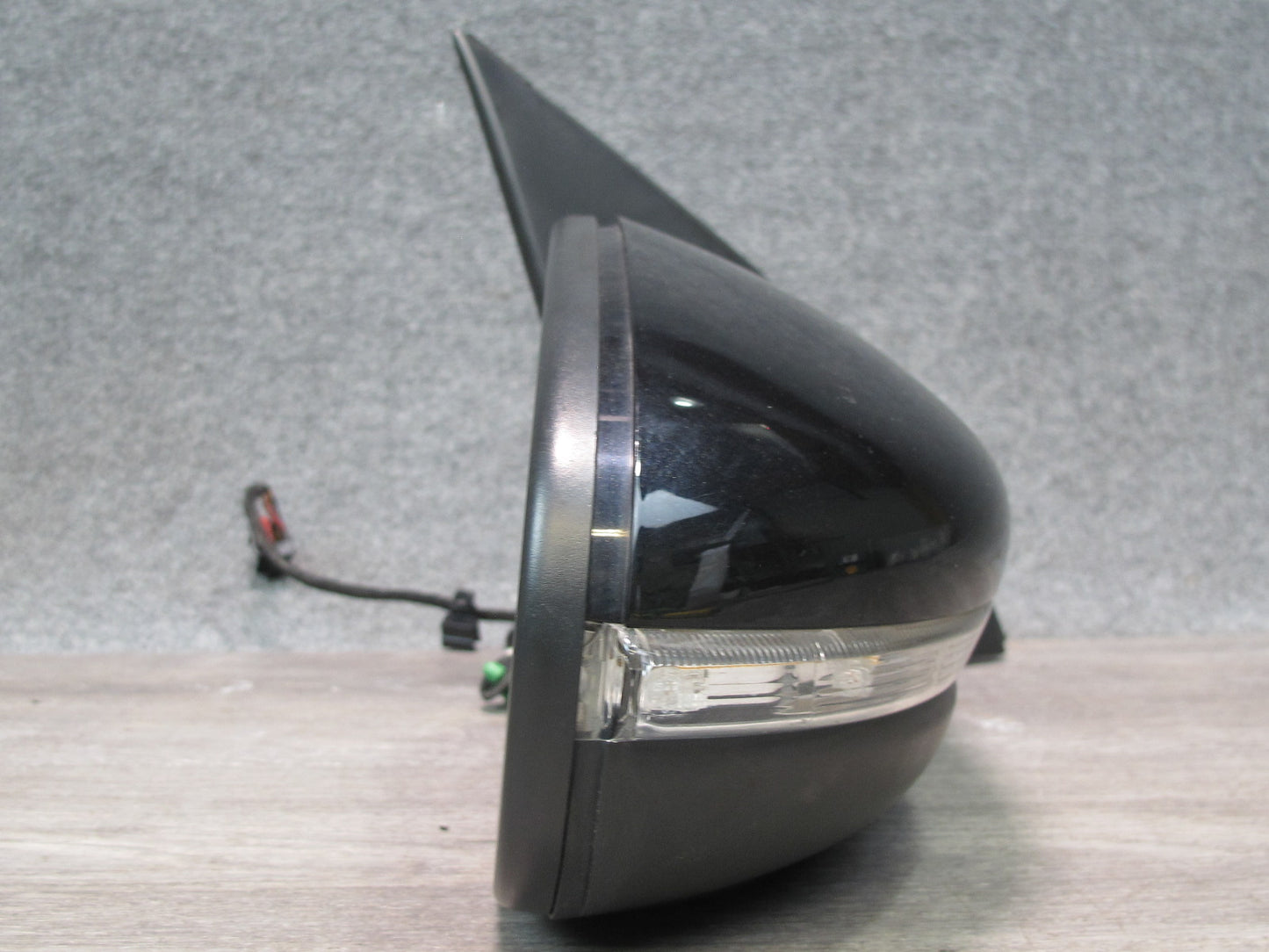 10-14 VW Golf MK6 R GTI Right Passenger Door Side View Exterior Power Mirror OEM