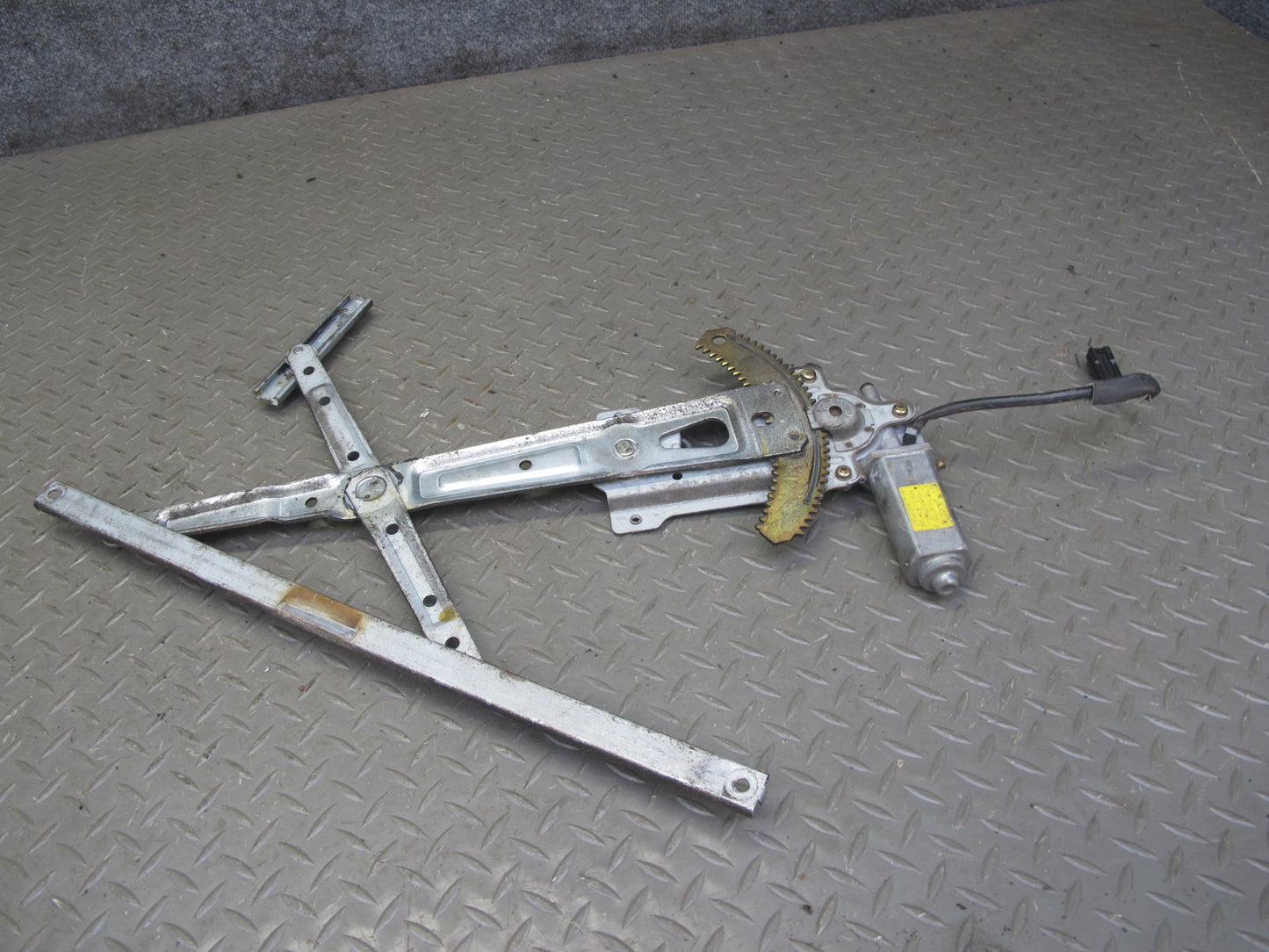 90-96 Nissan Z32 300ZX Coupe Left Door Window Regulator w Motor OEM