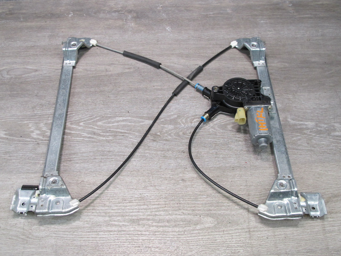2003-2009 Hummer H2 Front Left Driver Side Window Regulator W/ Power Motor