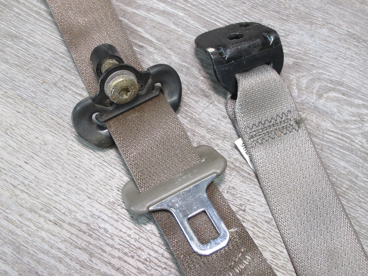 03-07 HUMMER H2 REAR RIGHT & LEFT SIDE SEATBELT RETRACTOR SET OEM