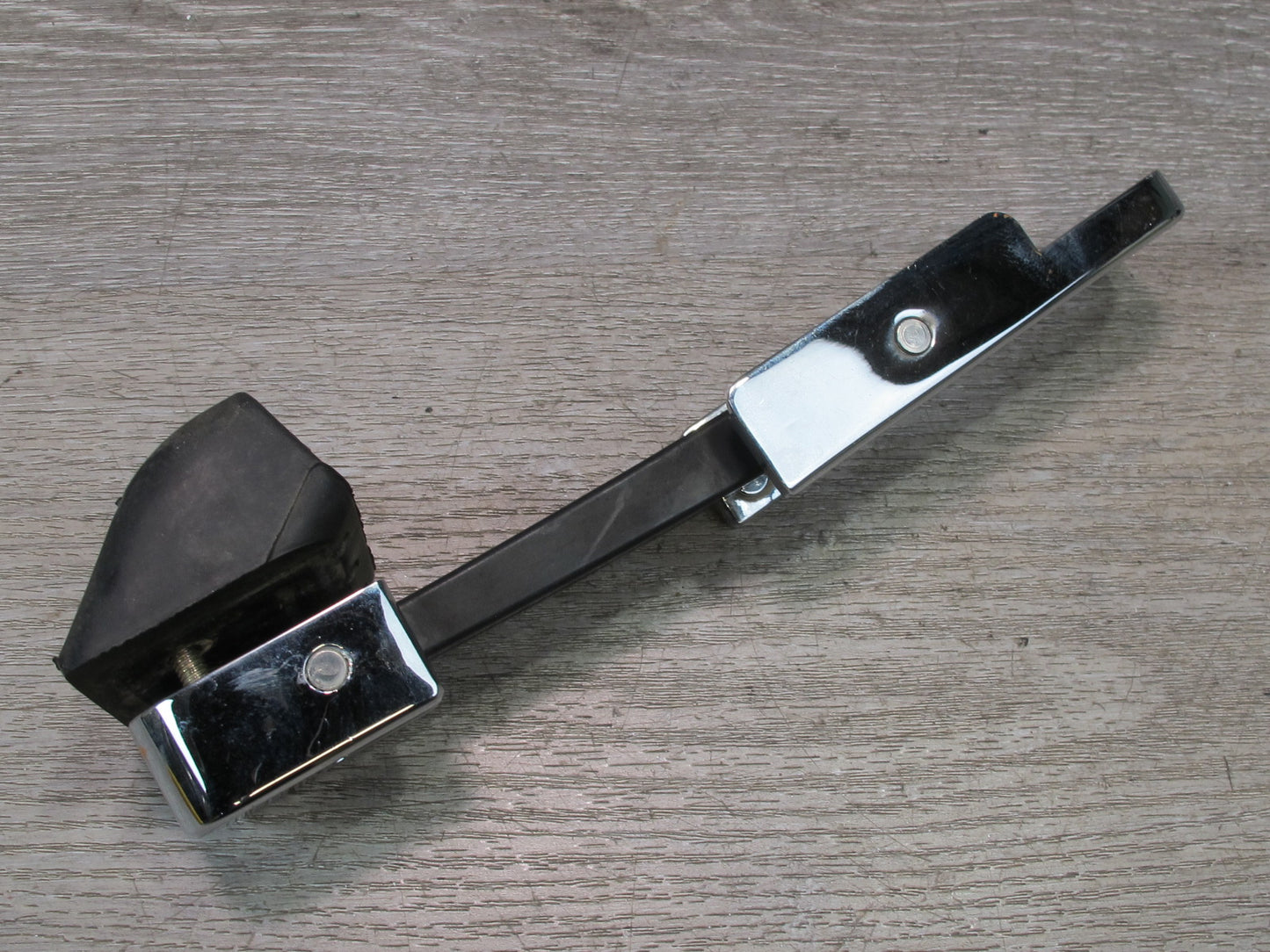 2003-2009 Hummer H2 Front Left & Right Hood Bonnet Latch Lock Strap Support Set