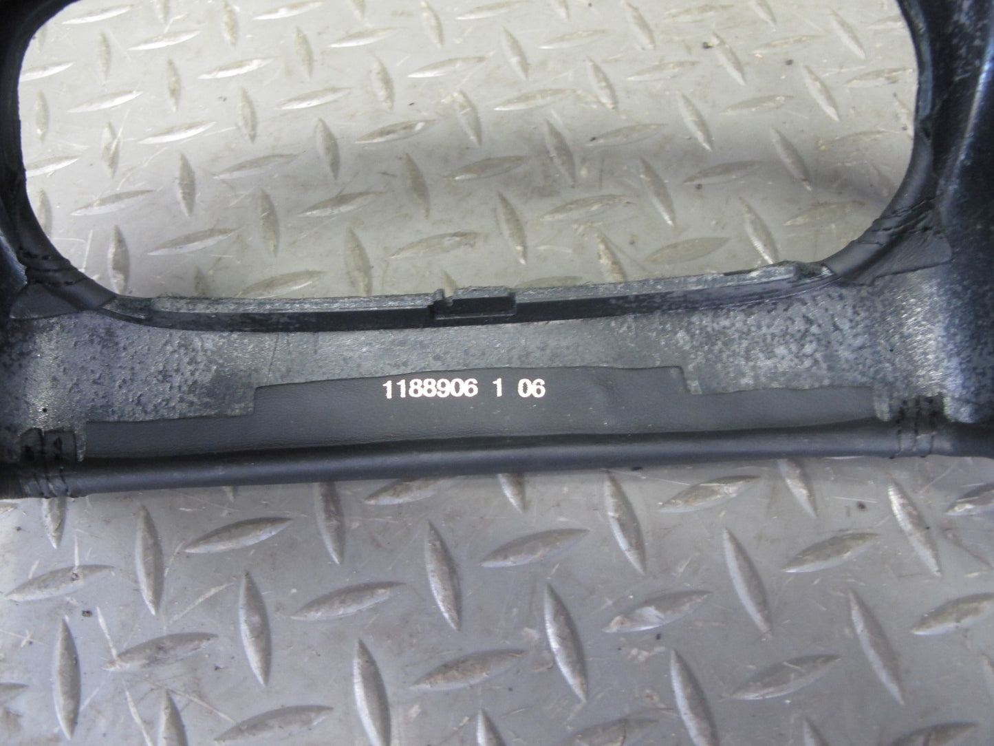 2003-2010 Porsche Cayenne 955 Rear Center Console Trim Bezel Cover Panel