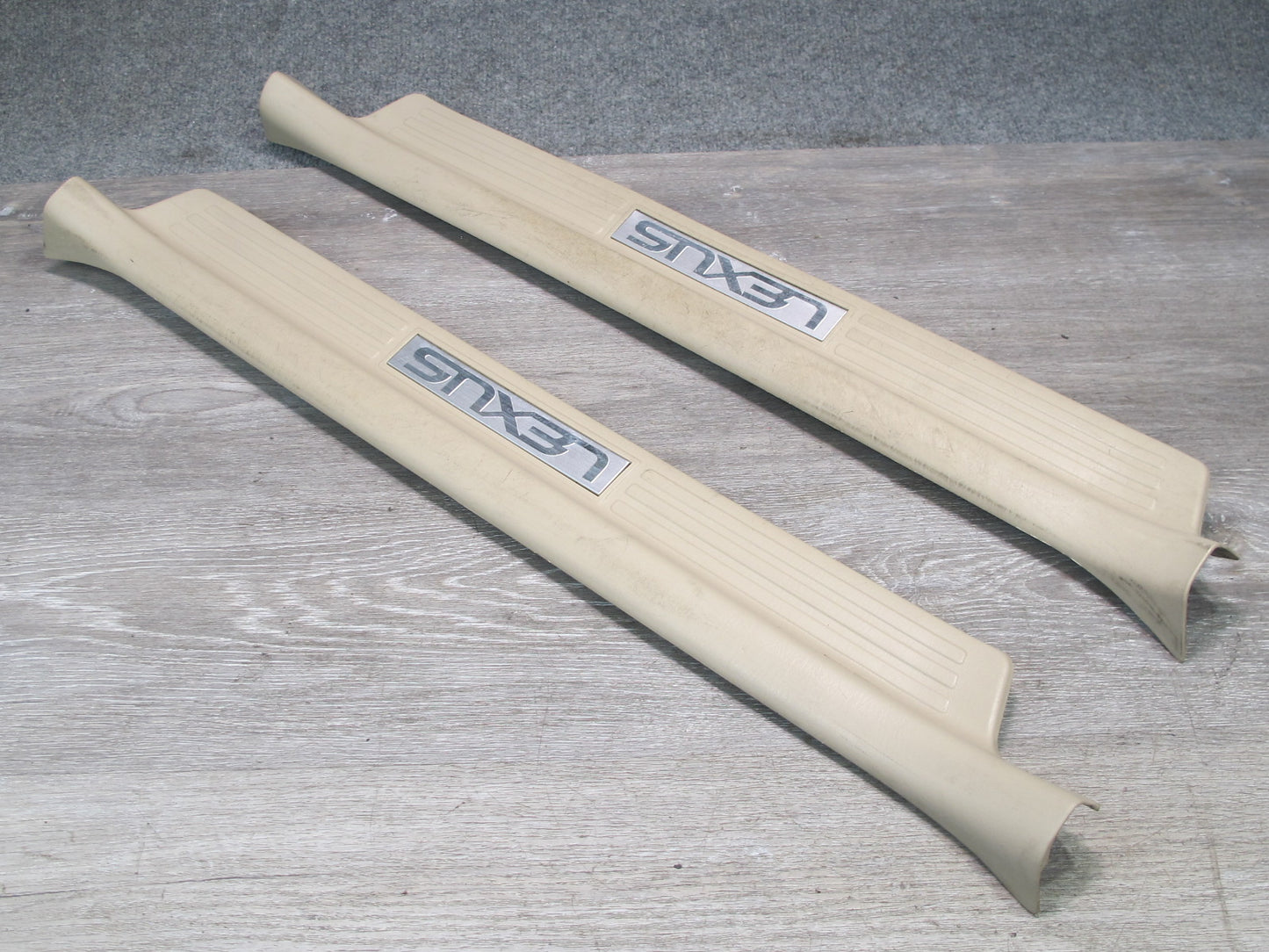 2003-2007 Lexus UZJ100L LX470 Front & Rear Door Scuff Sill Plate Trim Set of 4