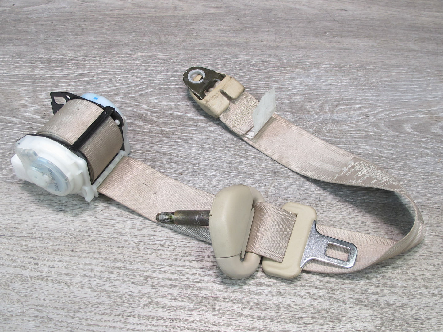 03-05 LEXUS LX470 REAR 3RD ROW RIGHT & LEFT SIDE SEATBELT RETRACTOR SET OEM