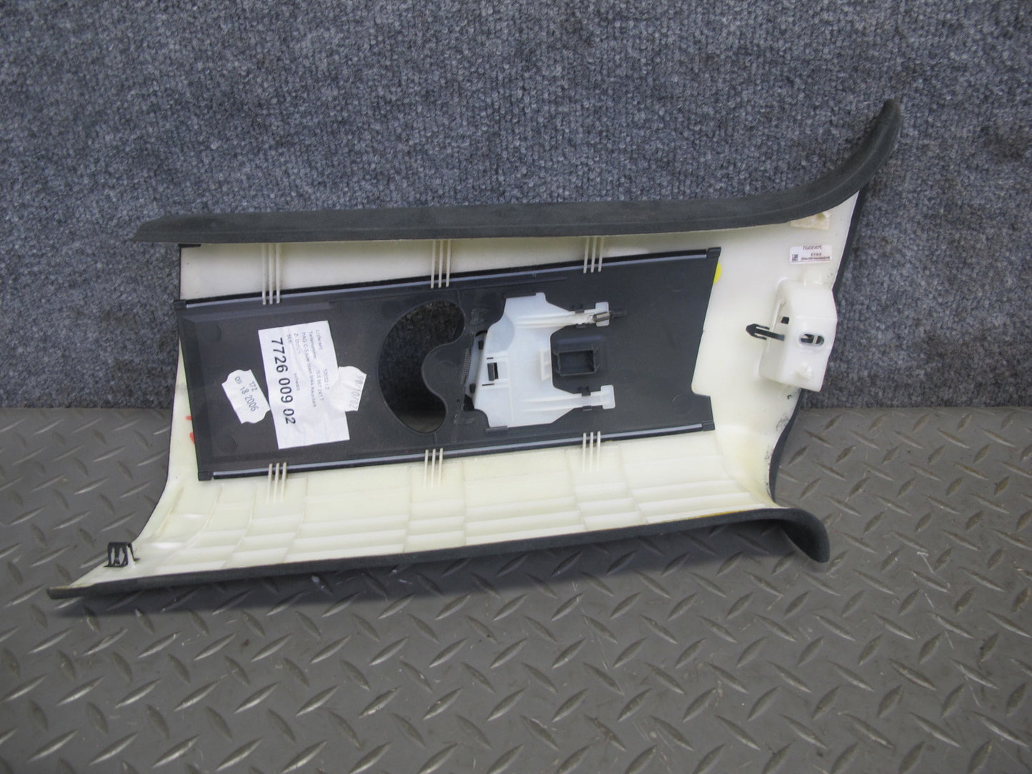 2003-2010 Porsche Cayenne 955 Rear Interior C Pillar Trim Cover Panel Set of 2