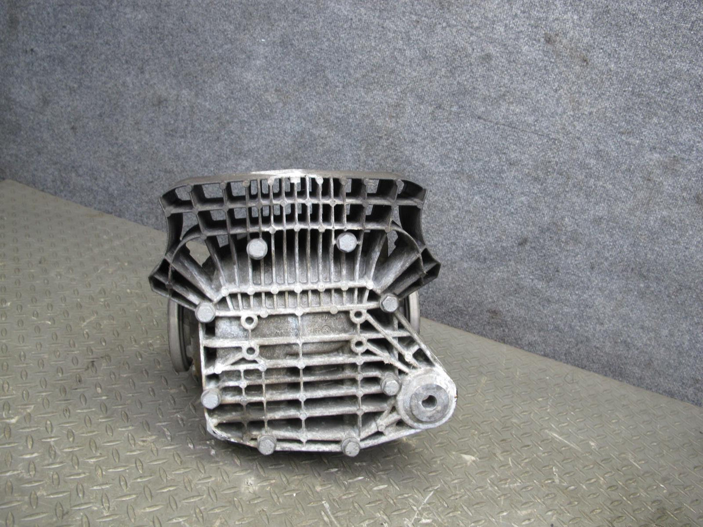 2006-2010 BMW E63 E64 M6 SMG Rear Differential Carrier 3:62 Ratio