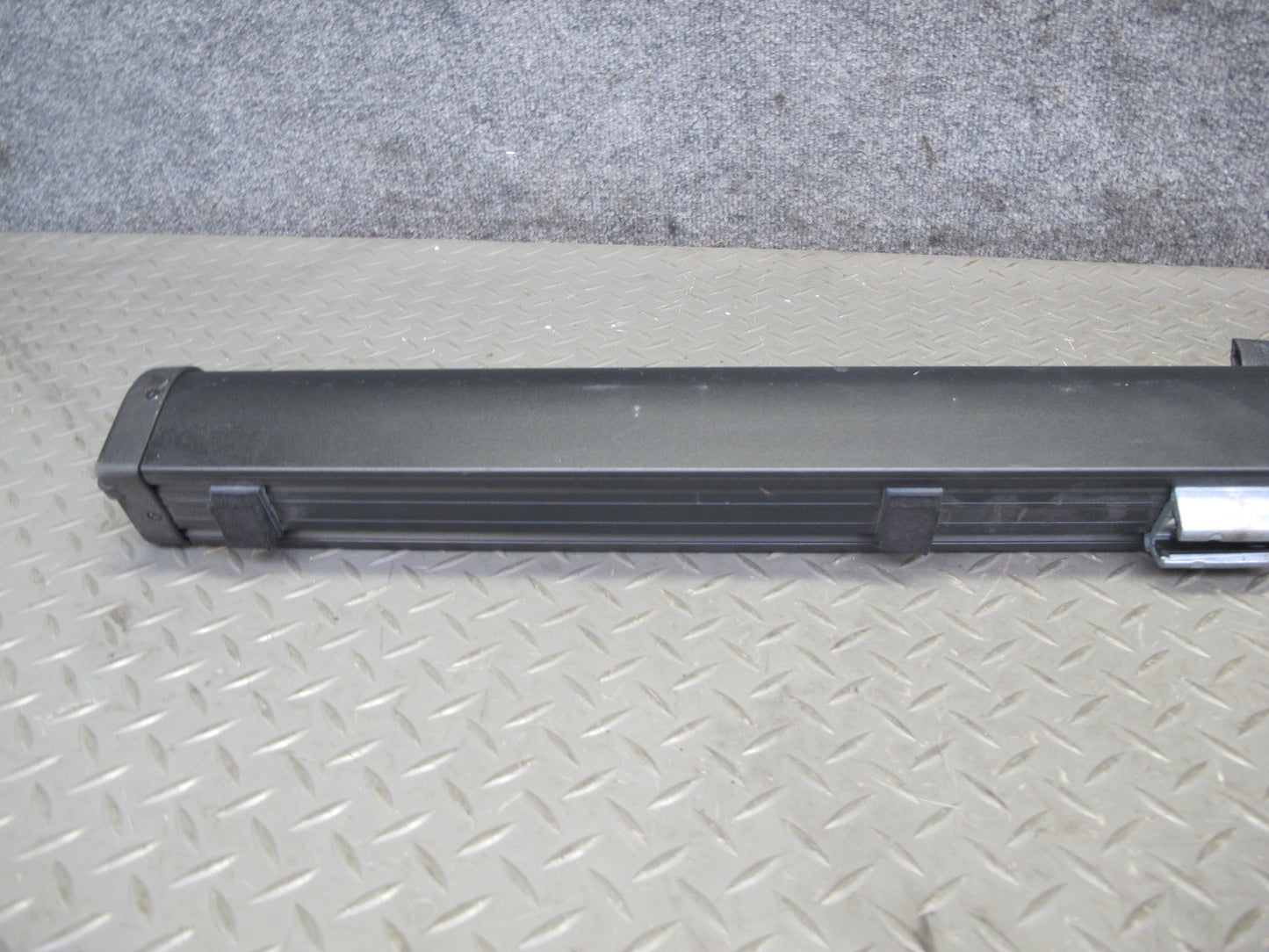 2003-2010 Porsche Cayenne 955 Rear Trunk Cargo Luggage Roller NET