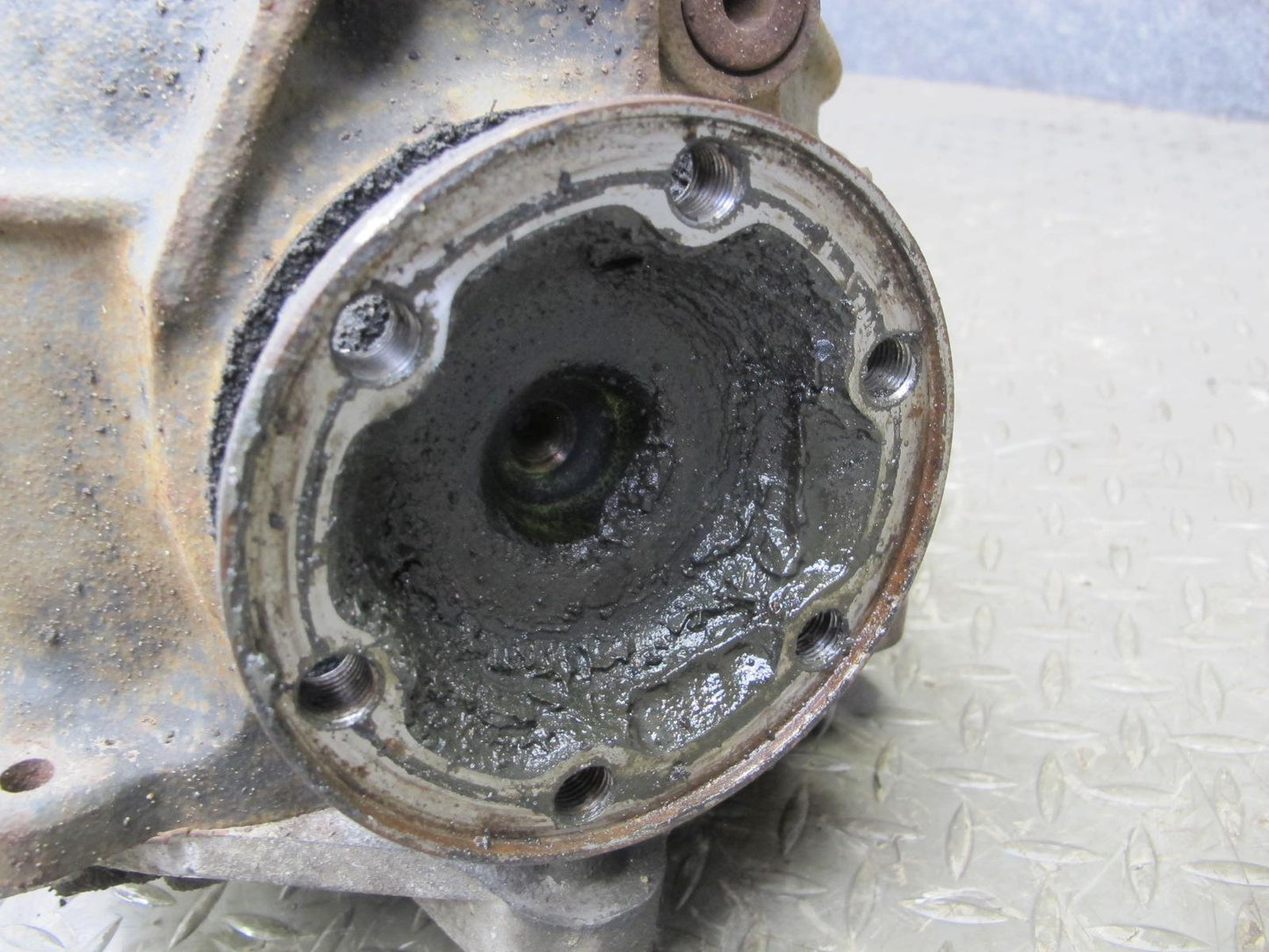95-97 Lexus UCF20L LS400 Rear Differential Carrier 3.62 Ratio OEM