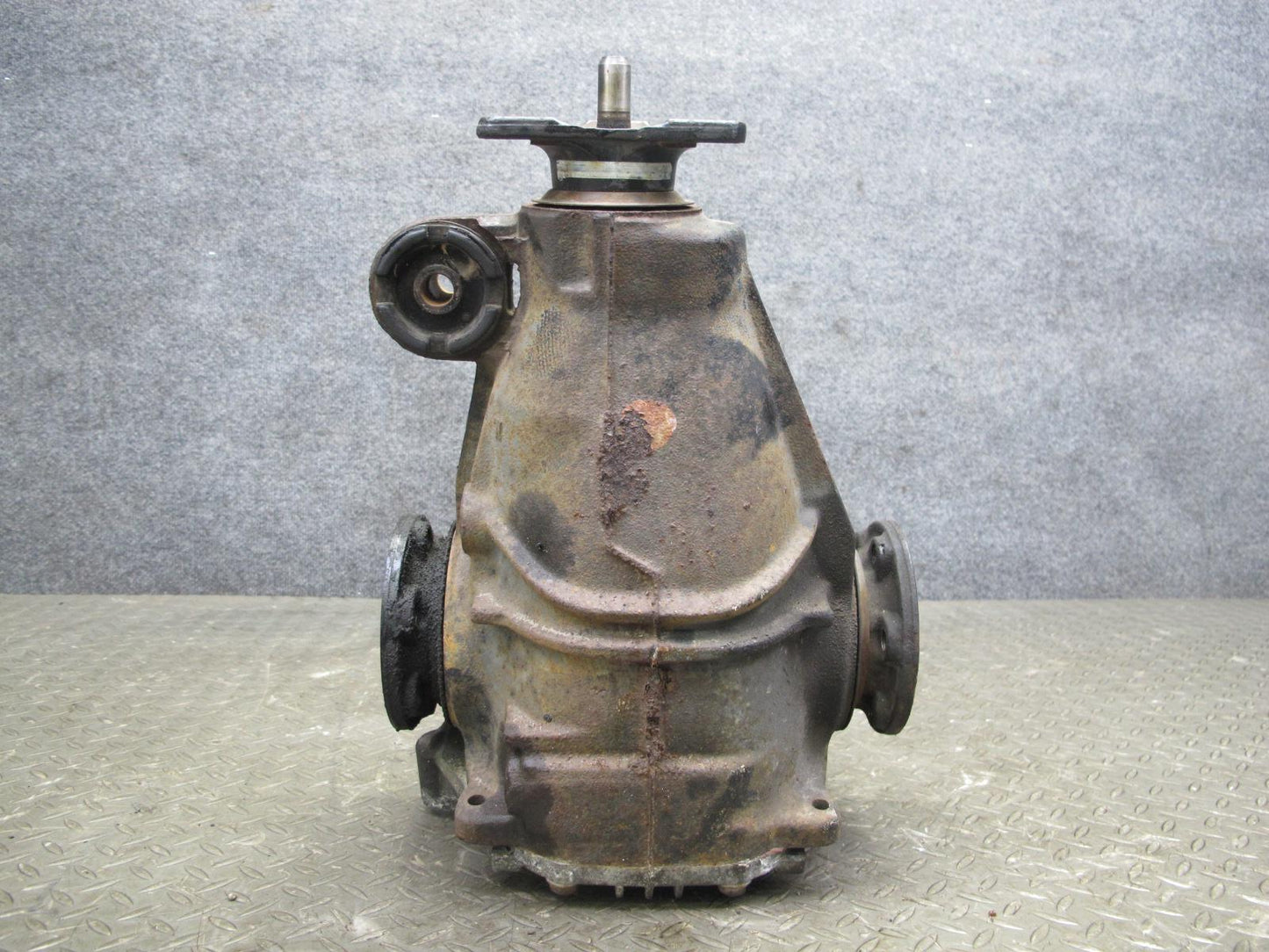 95-97 Lexus UCF20L LS400 Rear Differential Carrier 3.62 Ratio OEM