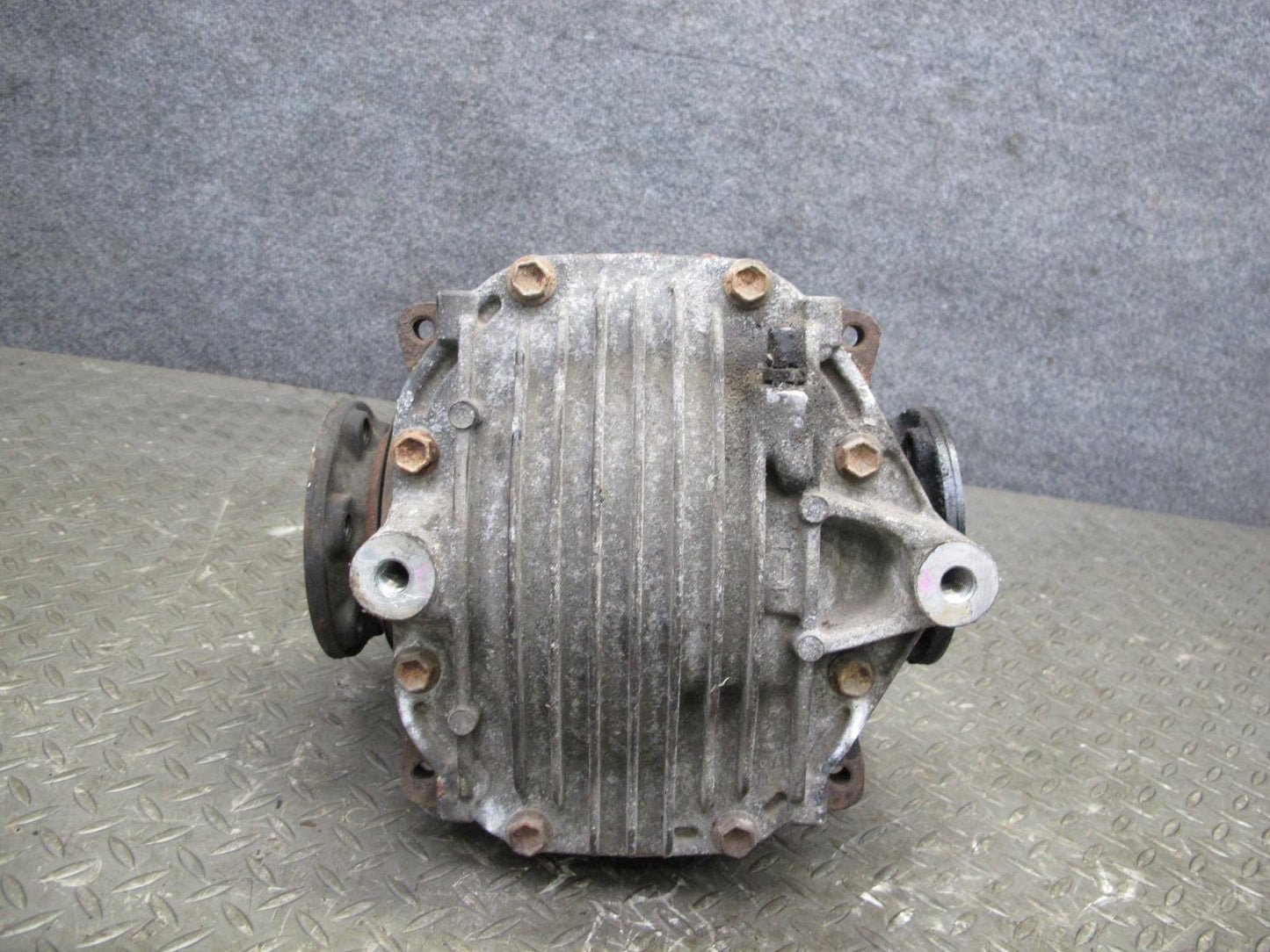 95-97 Lexus UCF20L LS400 Rear Differential Carrier 3.62 Ratio OEM