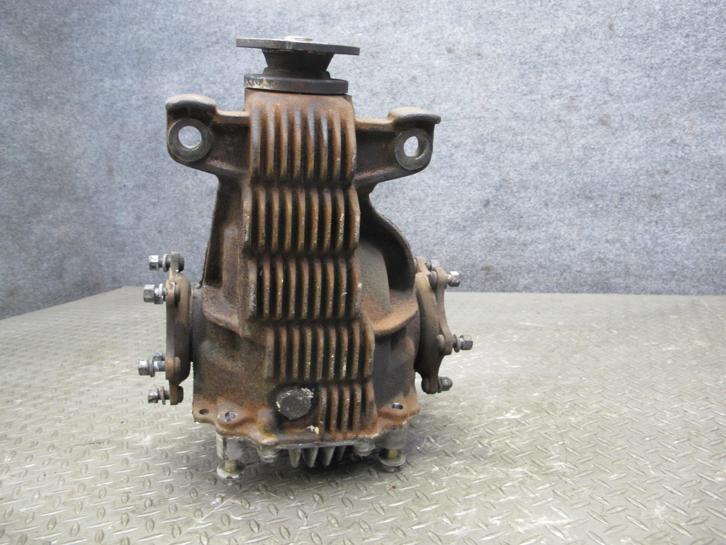 86-88 Toyota Supra MK3 7MGE MT Rear Differential Carrier LSD 4.30 Ratio 106K OEM