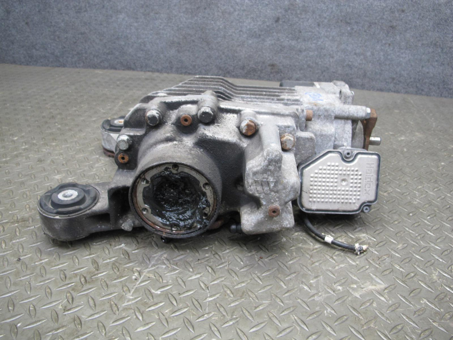 2008 VW Golf R32 MK5 VR6 AWD Haldex Rear Differential Carrier 163K Miles OEM