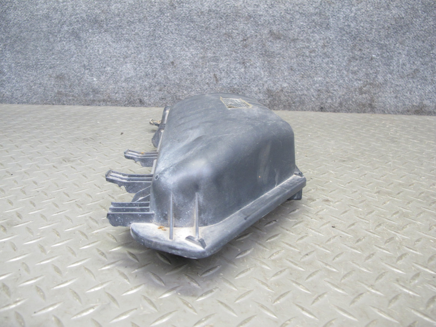 2006-2010 BMW E63 E64 Left Cabin Air Intake Filter Cover 6913503